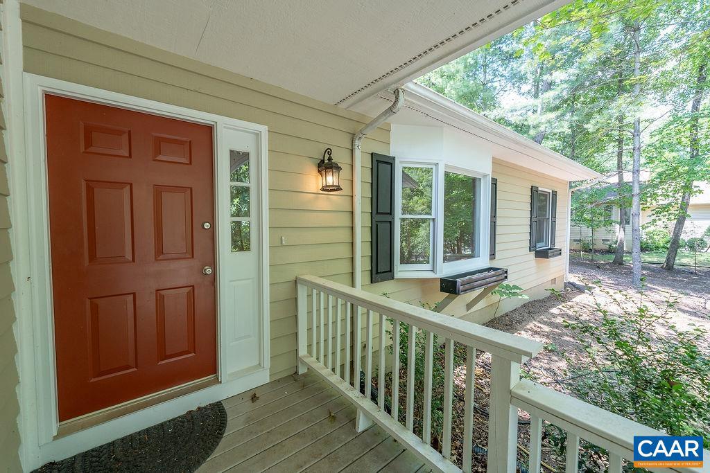 LAKE MONTICELLO - Residential