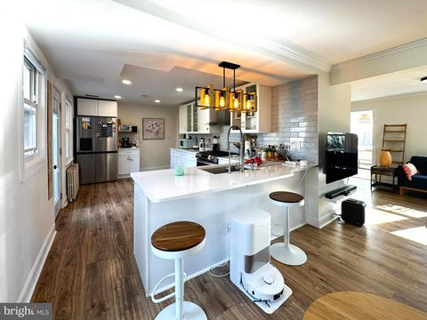 10712 WARWICK AVENUE FAIRFAX VA 22030