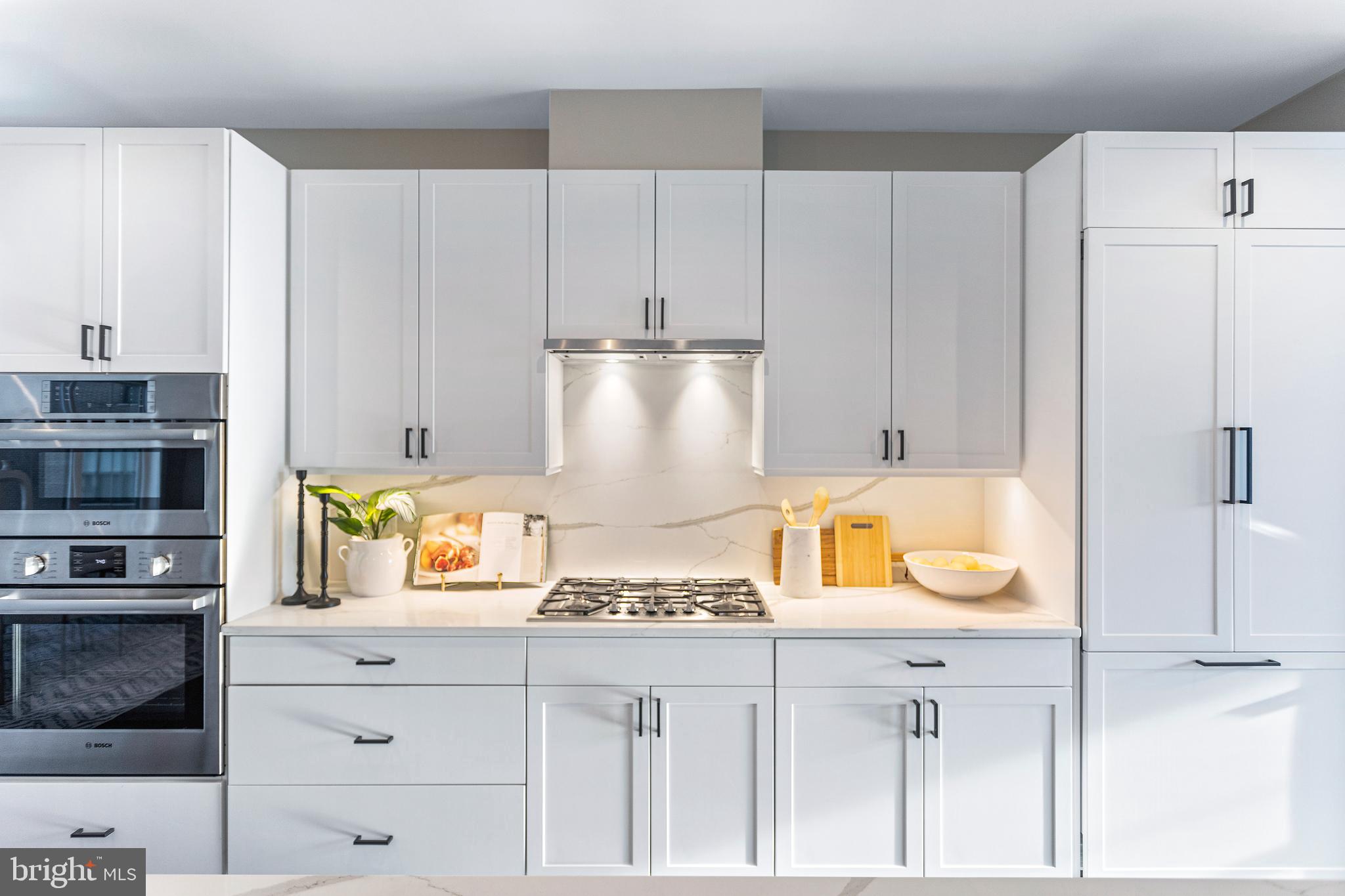 OLD TOWN ALEXANDRIA - Residential