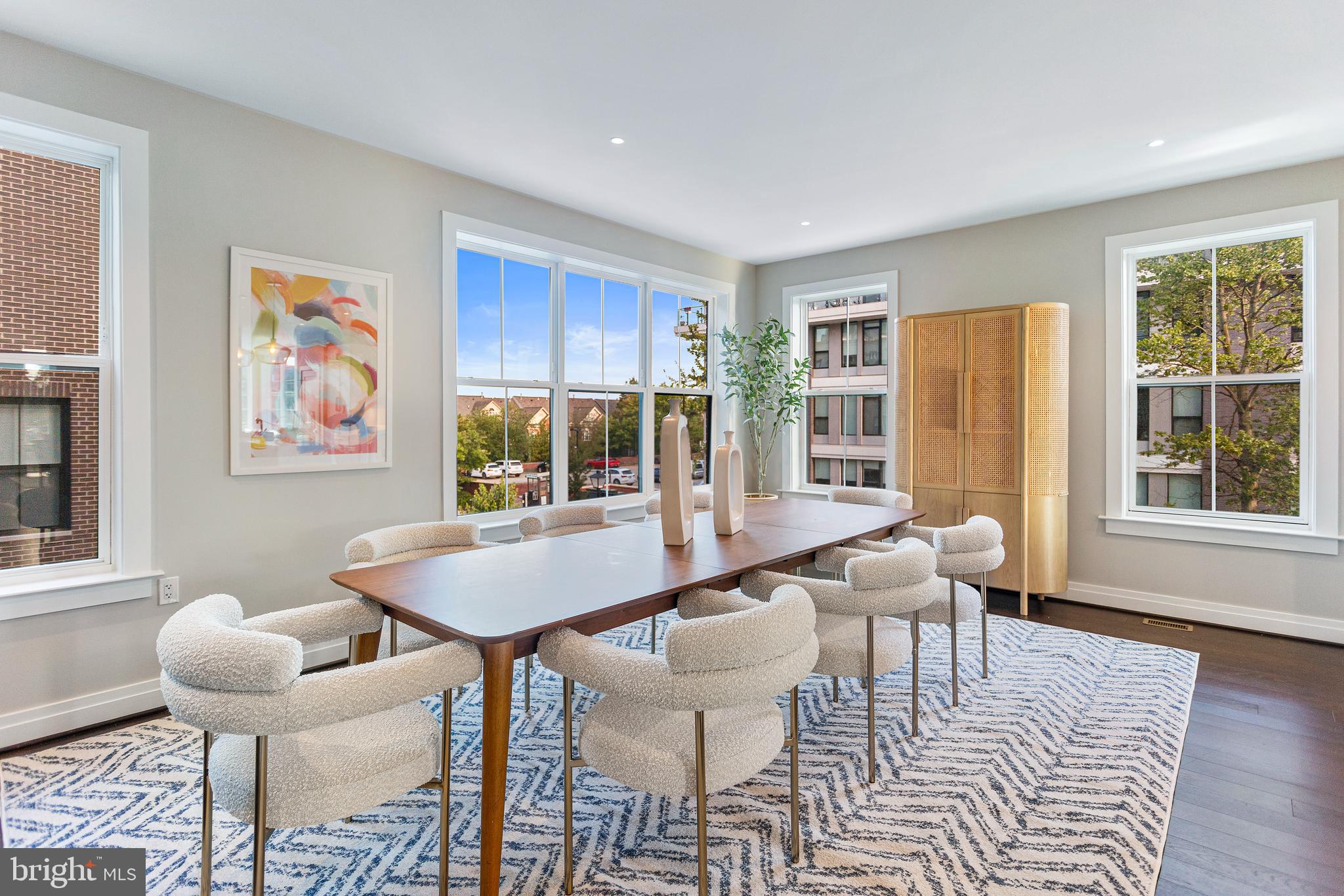 OLD TOWN ALEXANDRIA - Residential