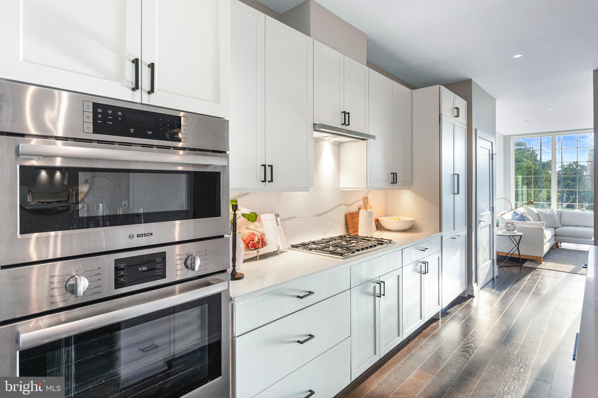 OLD TOWN ALEXANDRIA - Residential