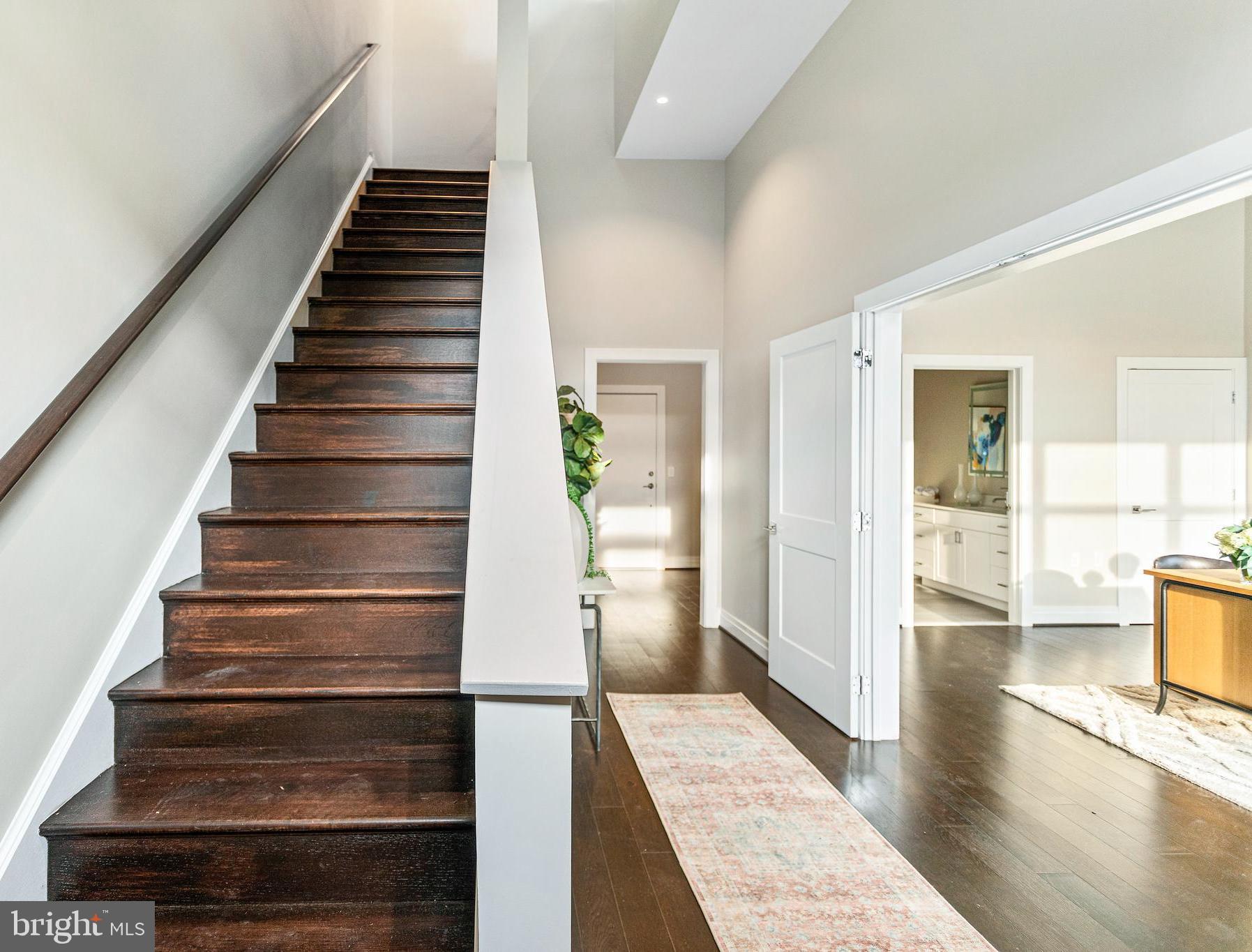 OLD TOWN ALEXANDRIA - Residential