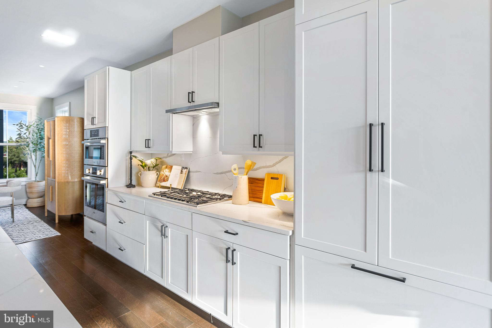 OLD TOWN ALEXANDRIA - Residential