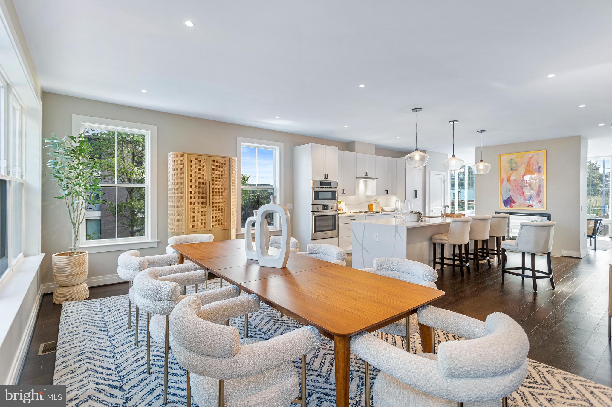 OLD TOWN ALEXANDRIA - Residential