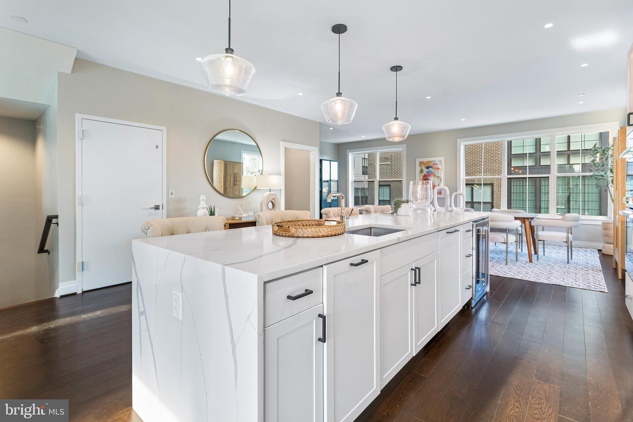 OLD TOWN ALEXANDRIA - Residential