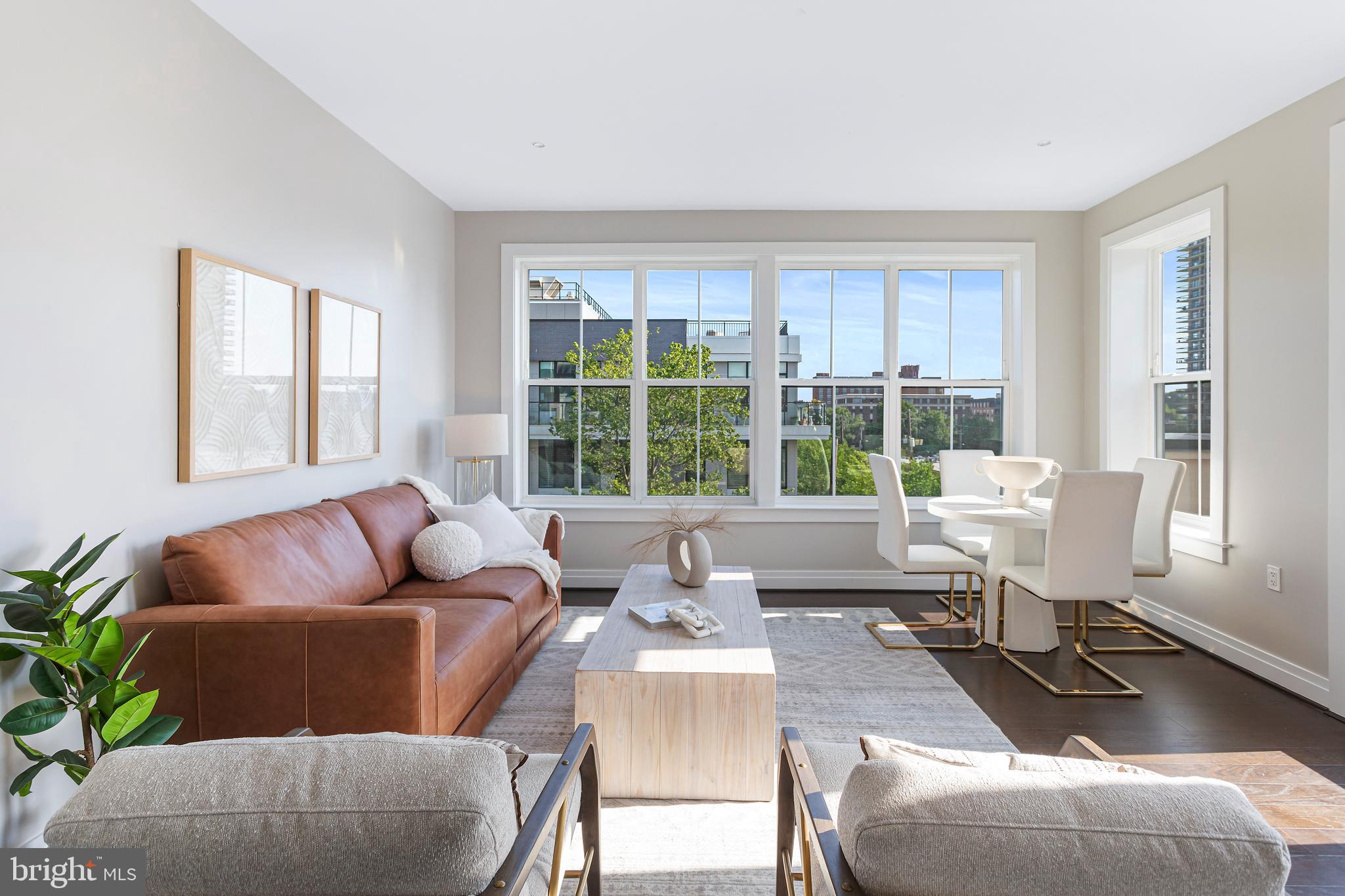 OLD TOWN ALEXANDRIA - Residential