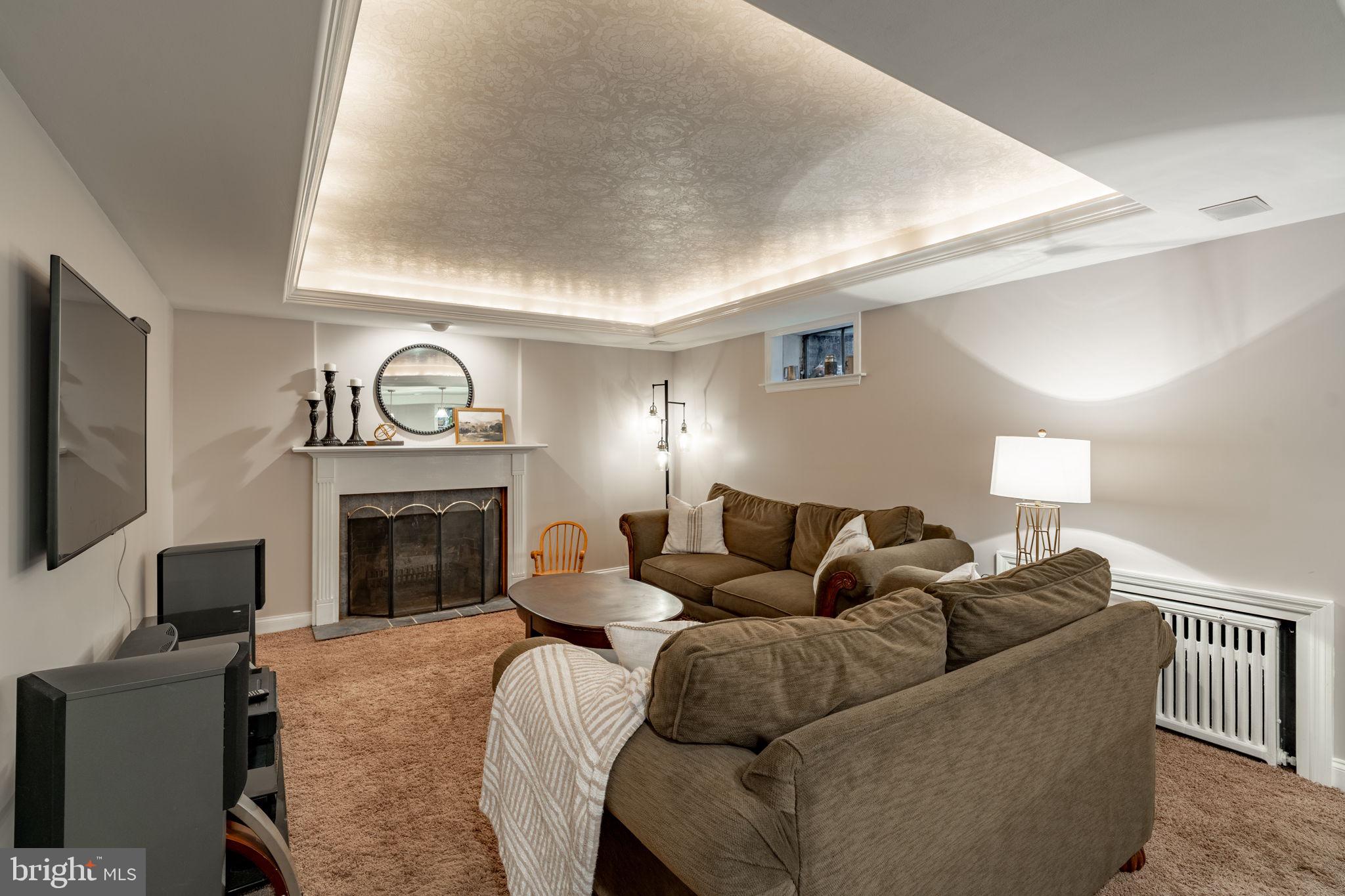 STURBRIDGE VILLAGE - Residential