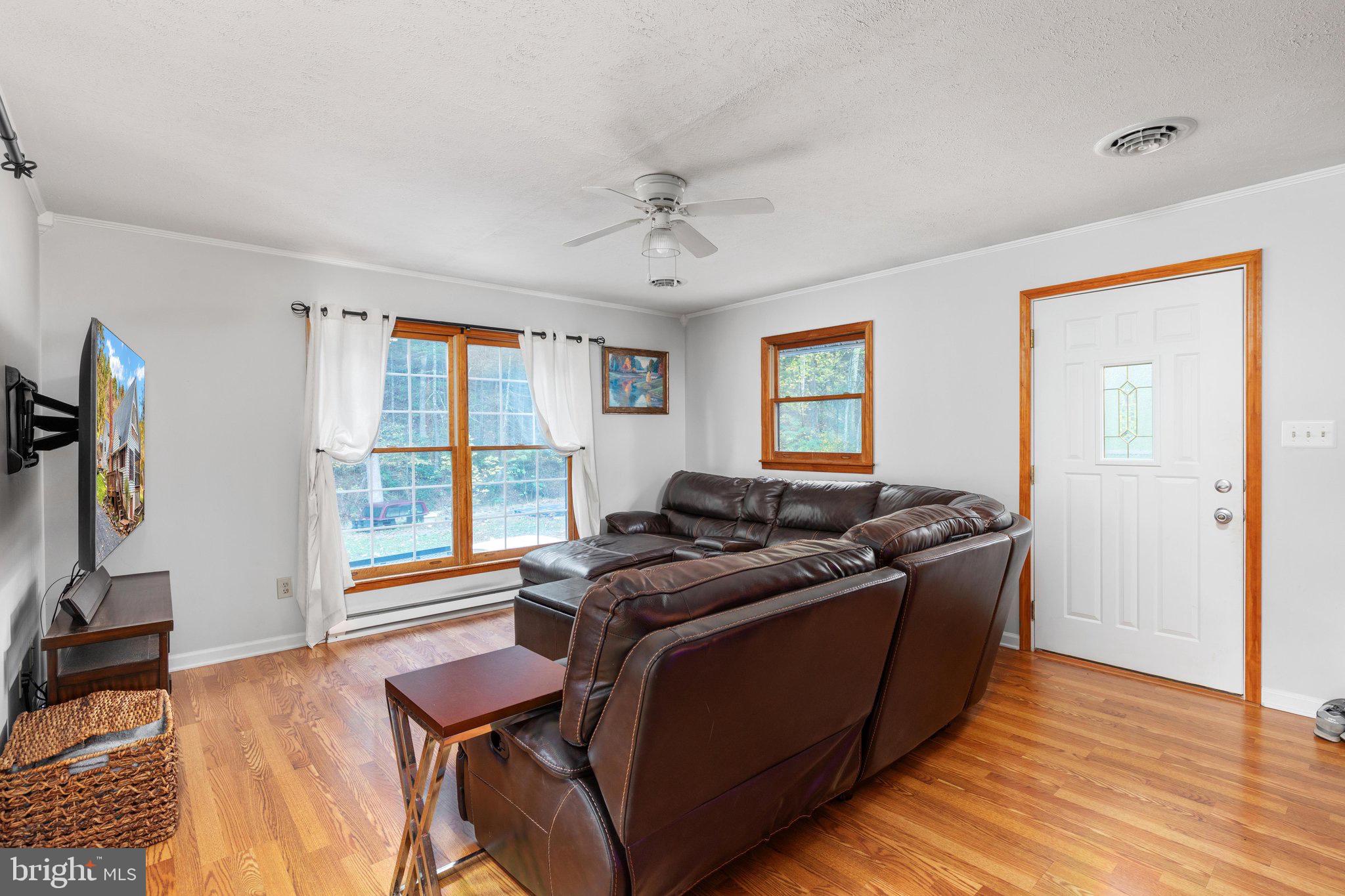 322 HOLLOW ROAD
