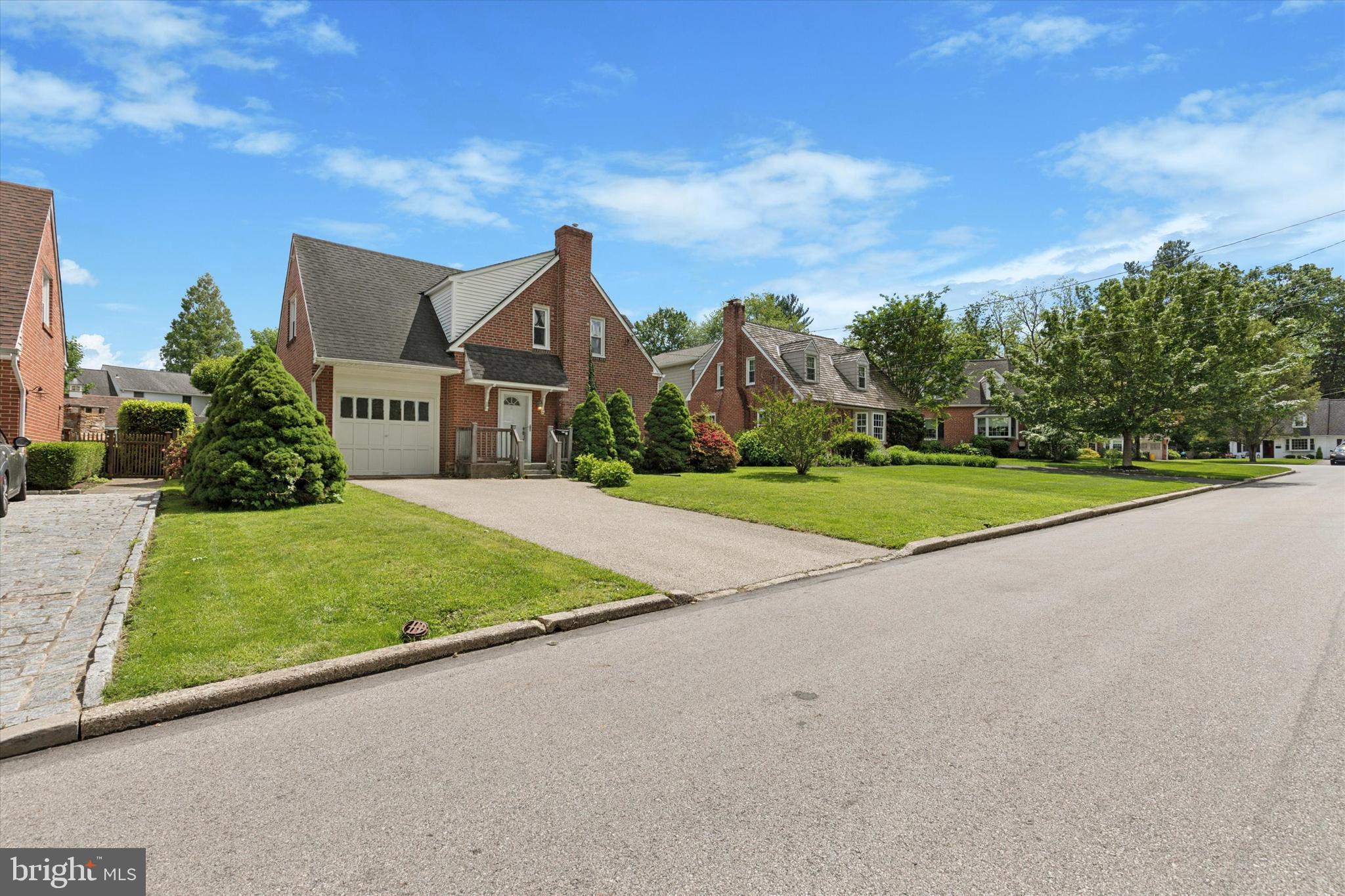 COLLEGE PARK - Residential