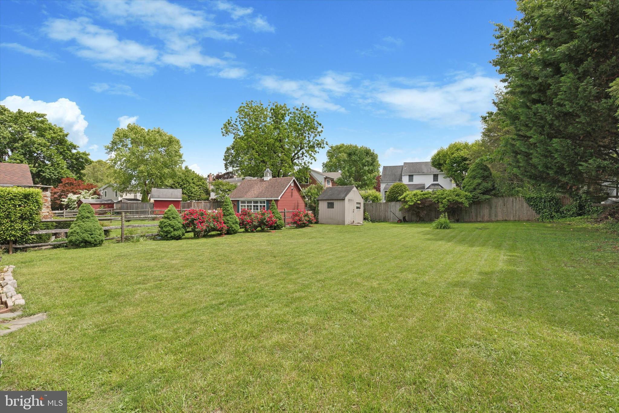 COLLEGE PARK - Residential