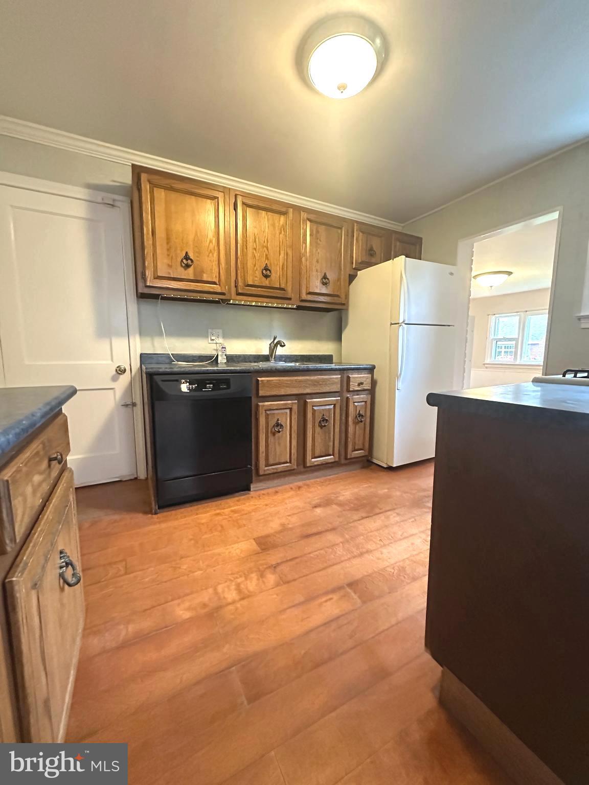 COLLEGE PARK - Residential