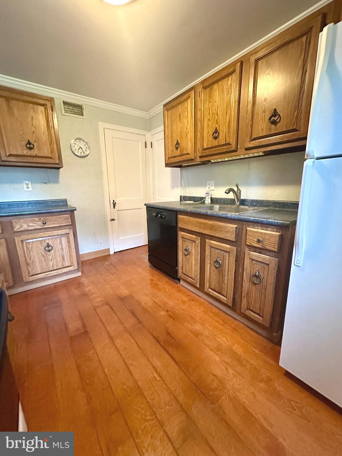 COLLEGE PARK - Residential