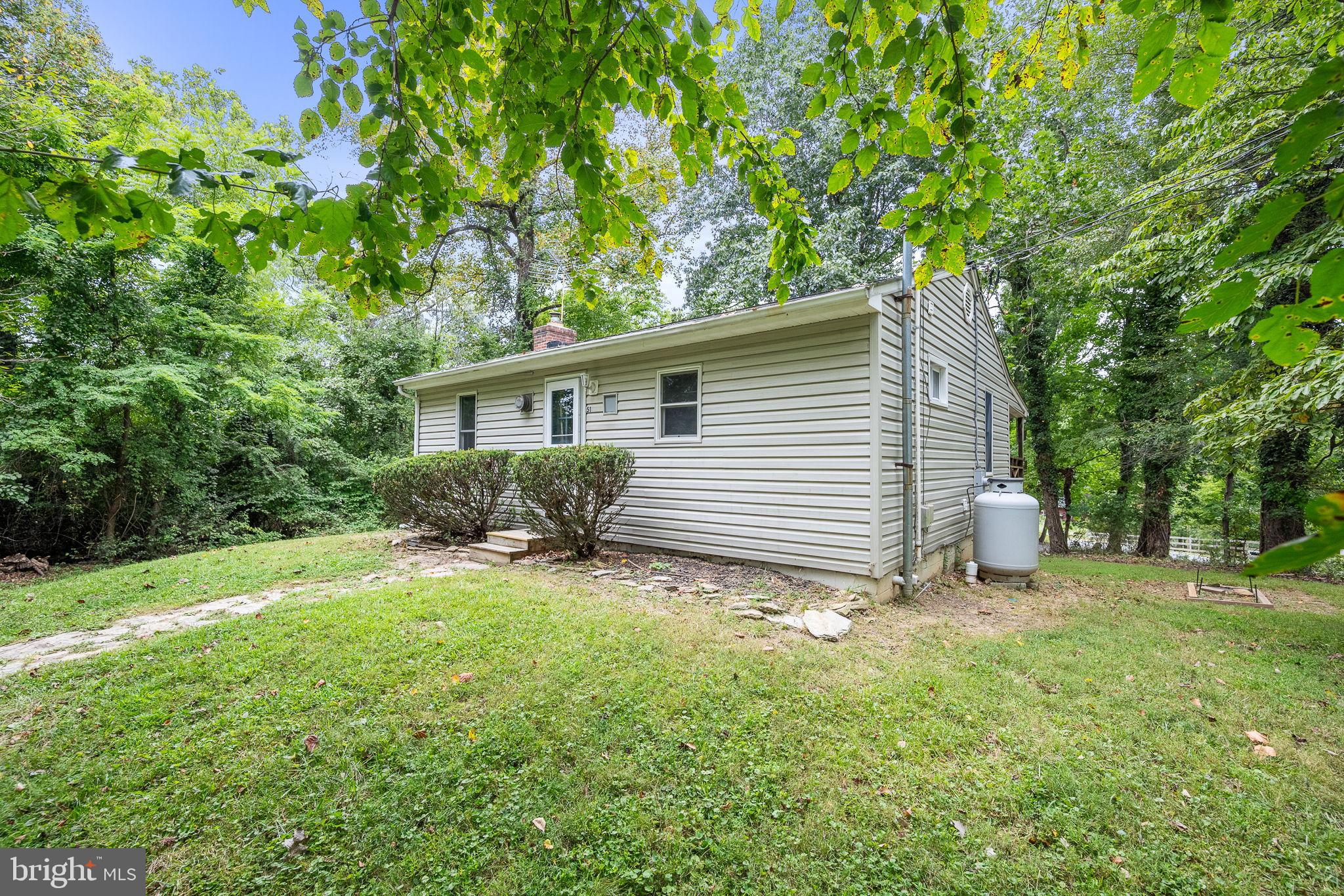 KEYES FERRY ACRES - Residential