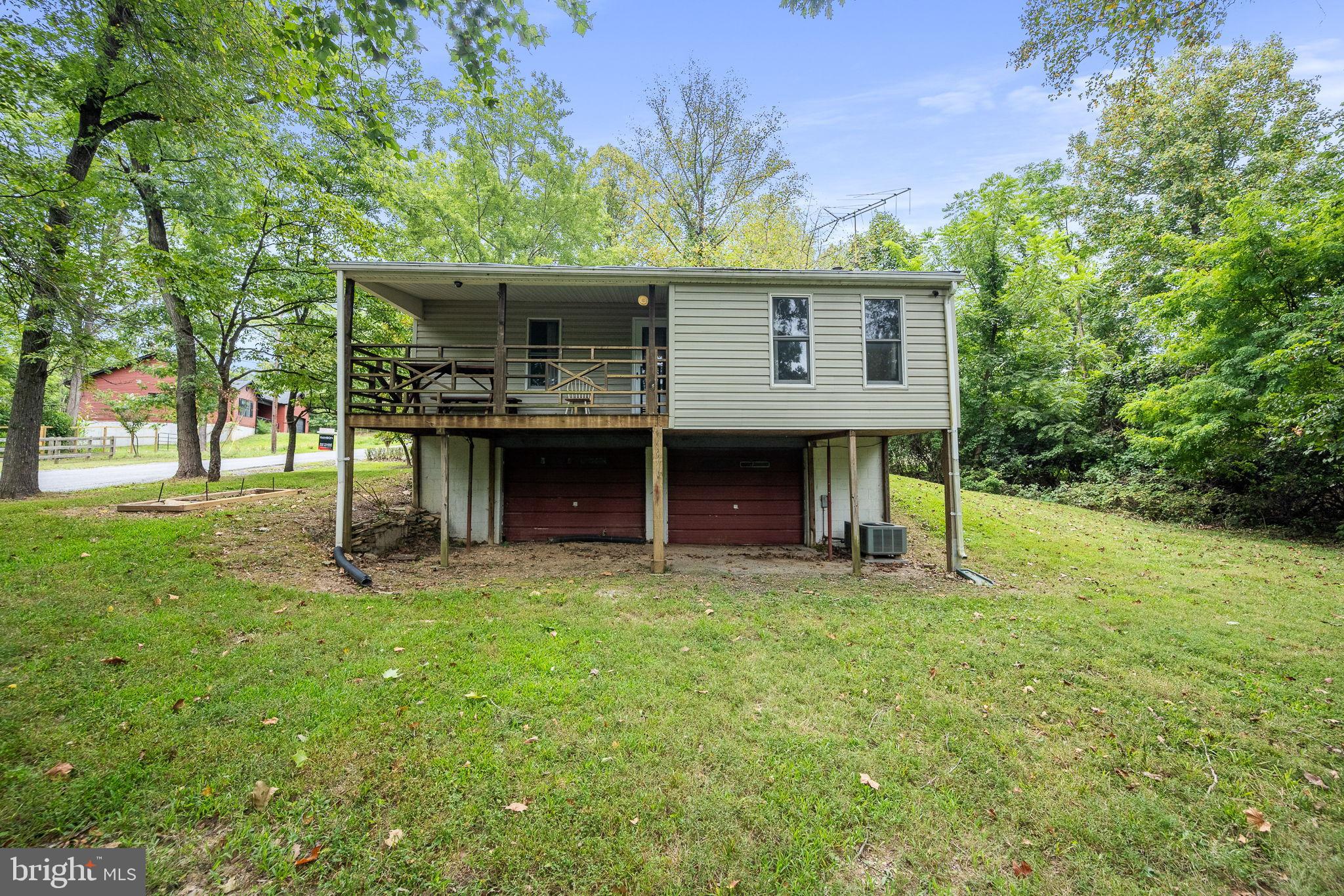 KEYES FERRY ACRES - Residential