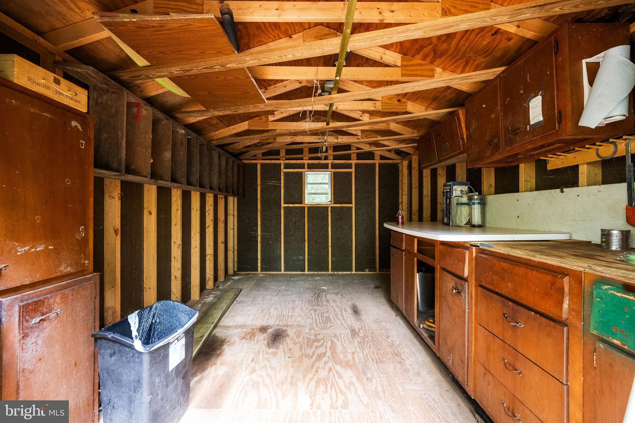 KEYES FERRY ACRES - Residential