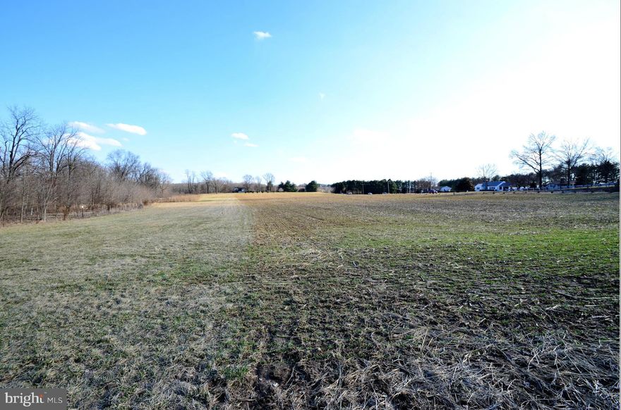 BEAUTIFUL 13.55 ACRES. GENTLY ROLLING PARCEL FRONTING FALLS AND WESTERN RUN ROADS AND ON THE BLACK ROCK RUN TROUT STREAM. WONDERFUL FARMETTE POTENTIAL IN CONVENIENT, YET PASTORAL LOCATION. BUYER TO DRILL WELL & PAY AG.TRANS.TAX. SEE DOCS FOR PLAT. SPARKS/HEREFORD SCHOOLS