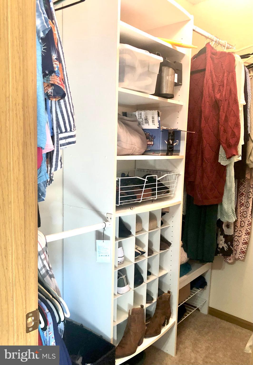 THE WOODS - Residential