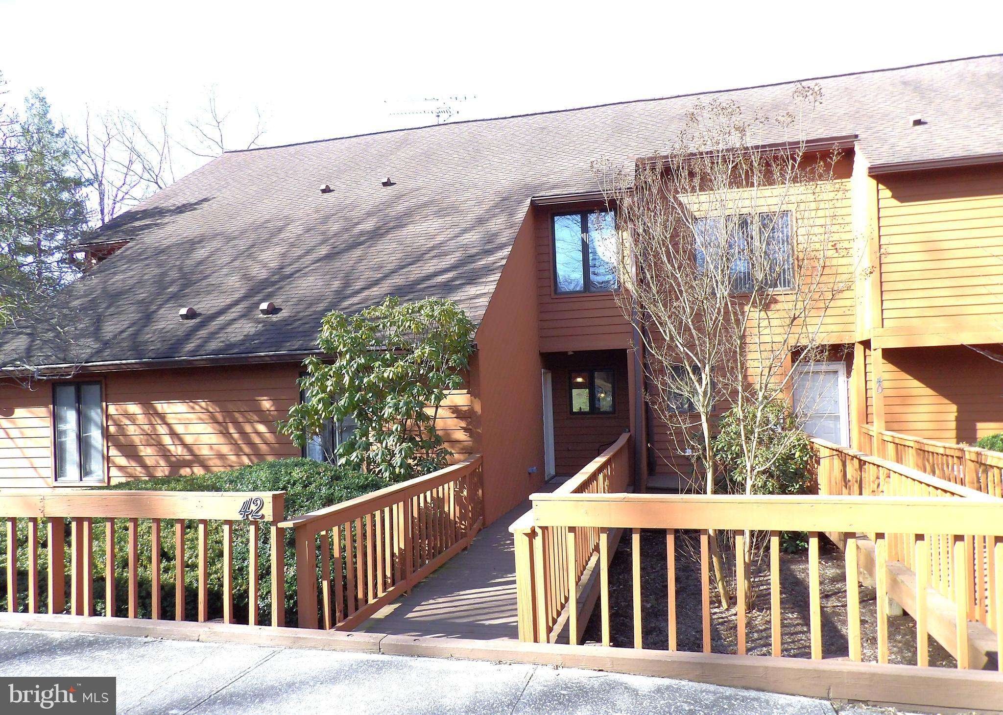 THE WOODS - Residential