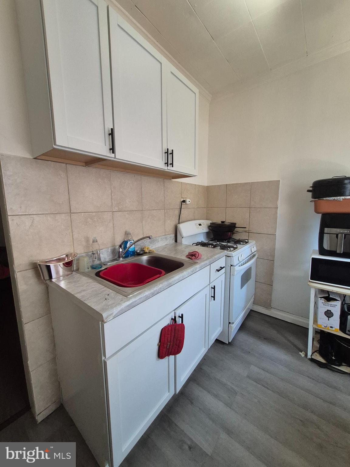 KENSINGTON - Residential