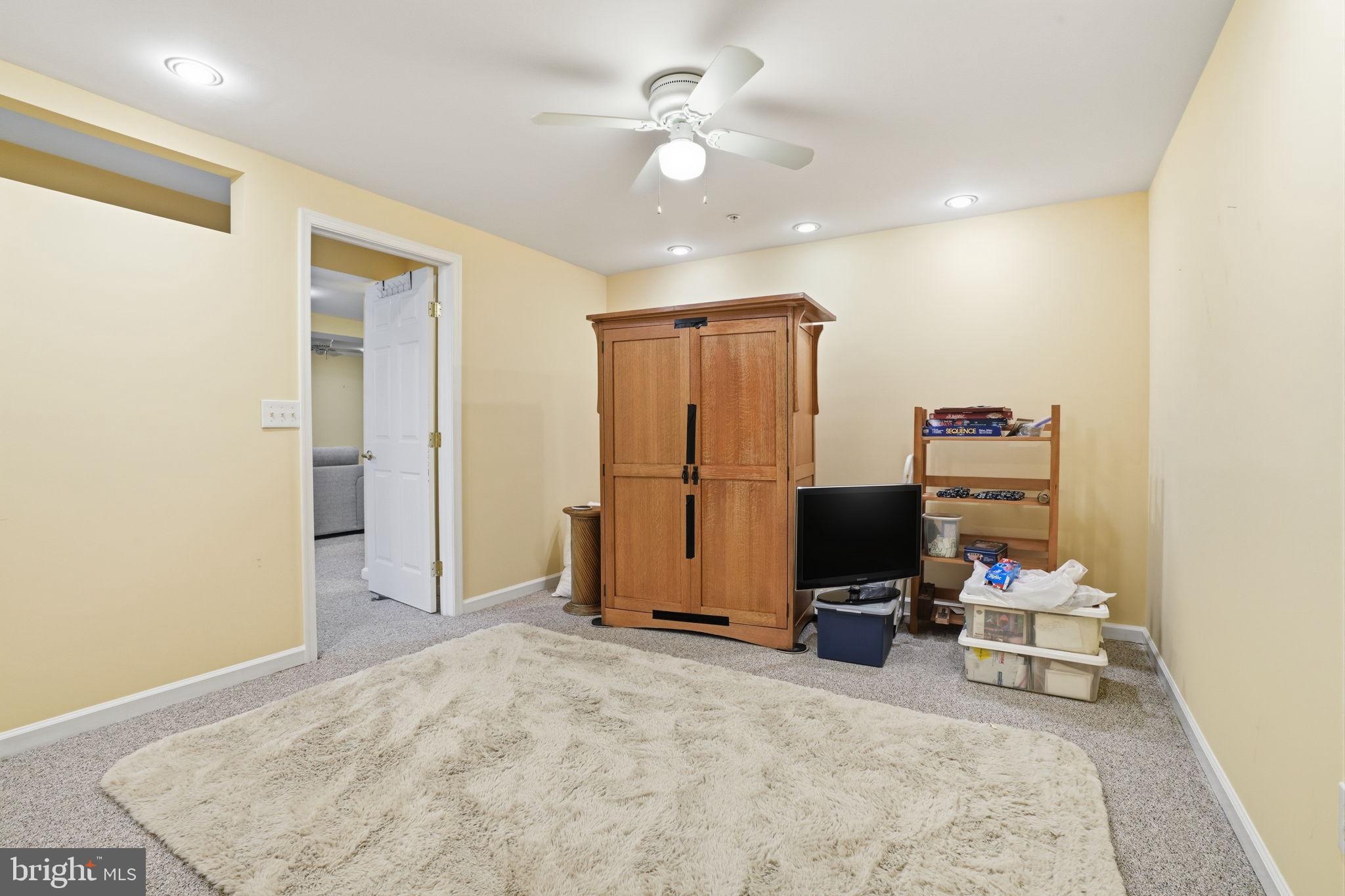 LAMPLIGHTER VILLAGE - Residential