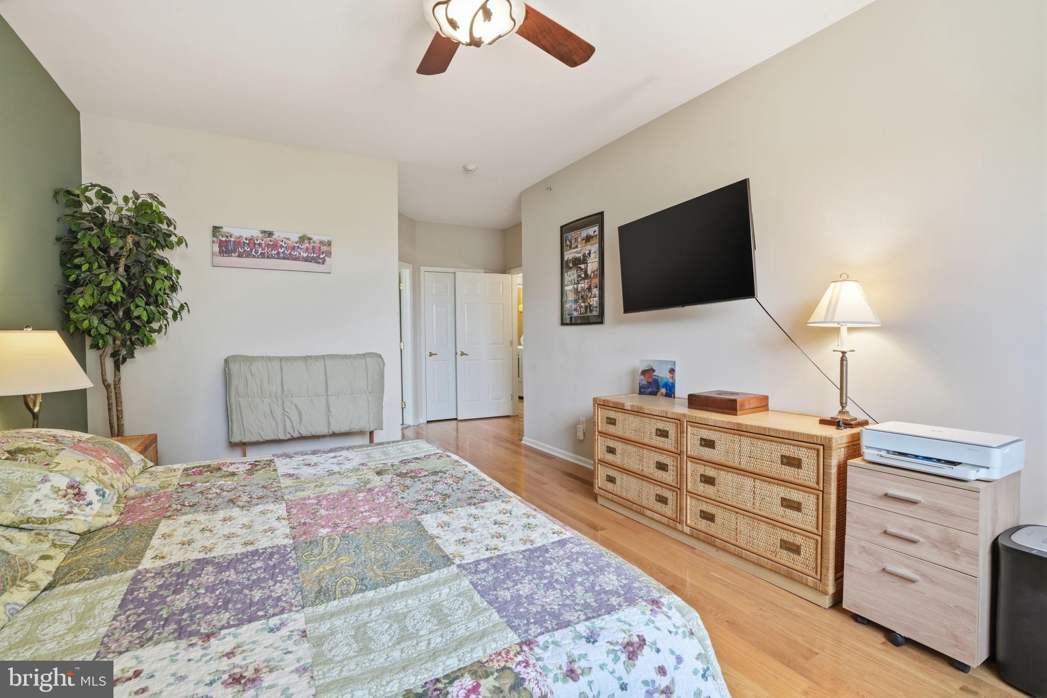 LAMPLIGHTER VILLAGE - Residential