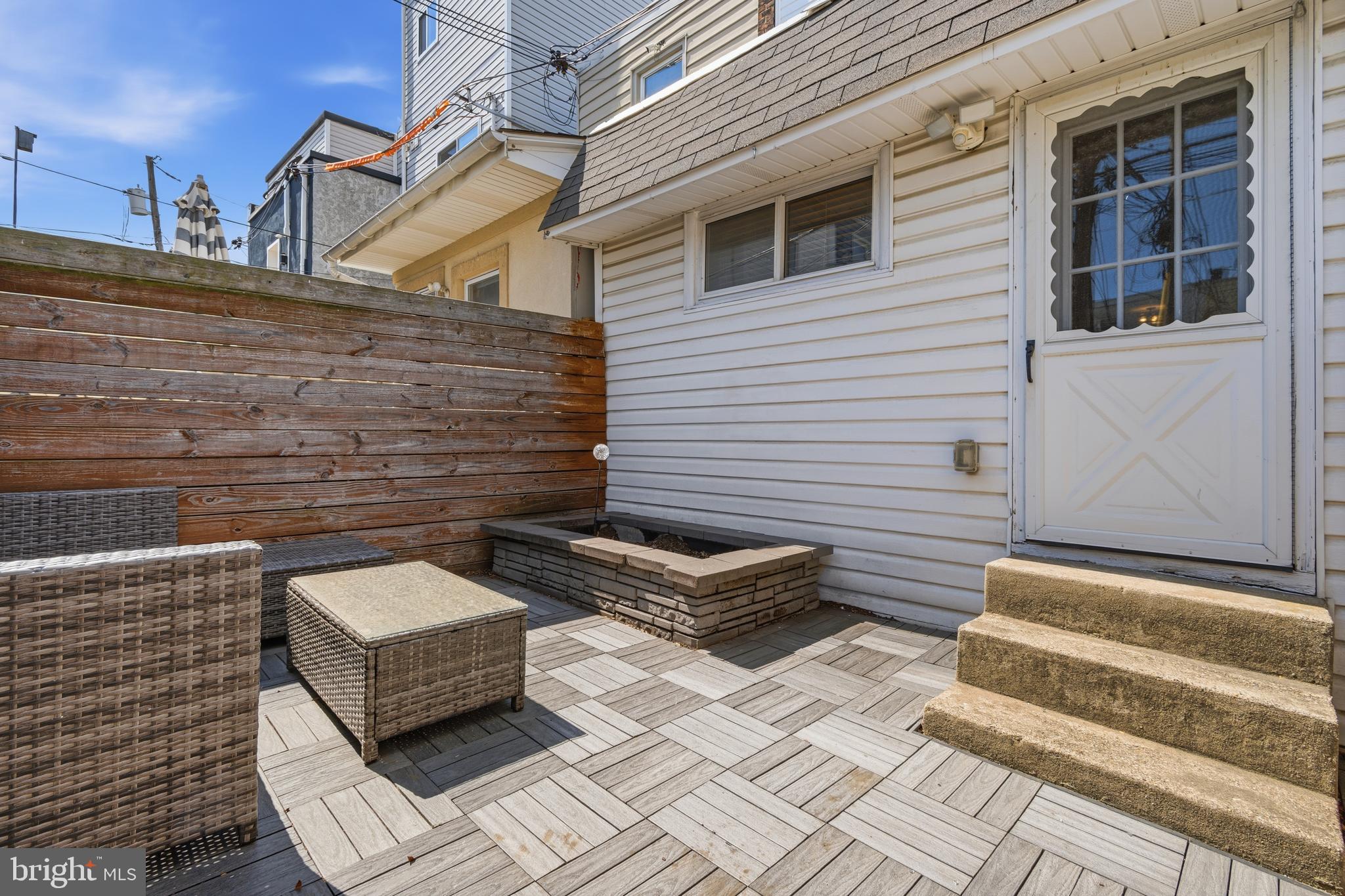 PORT RICHMOND - Residential