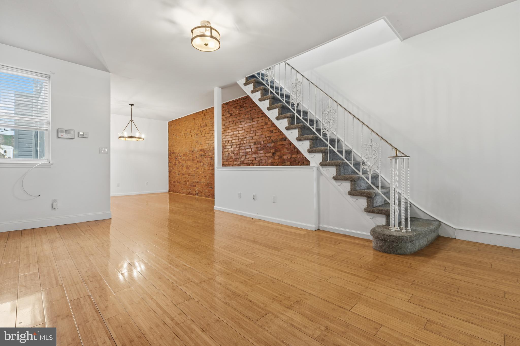 PORT RICHMOND - Residential