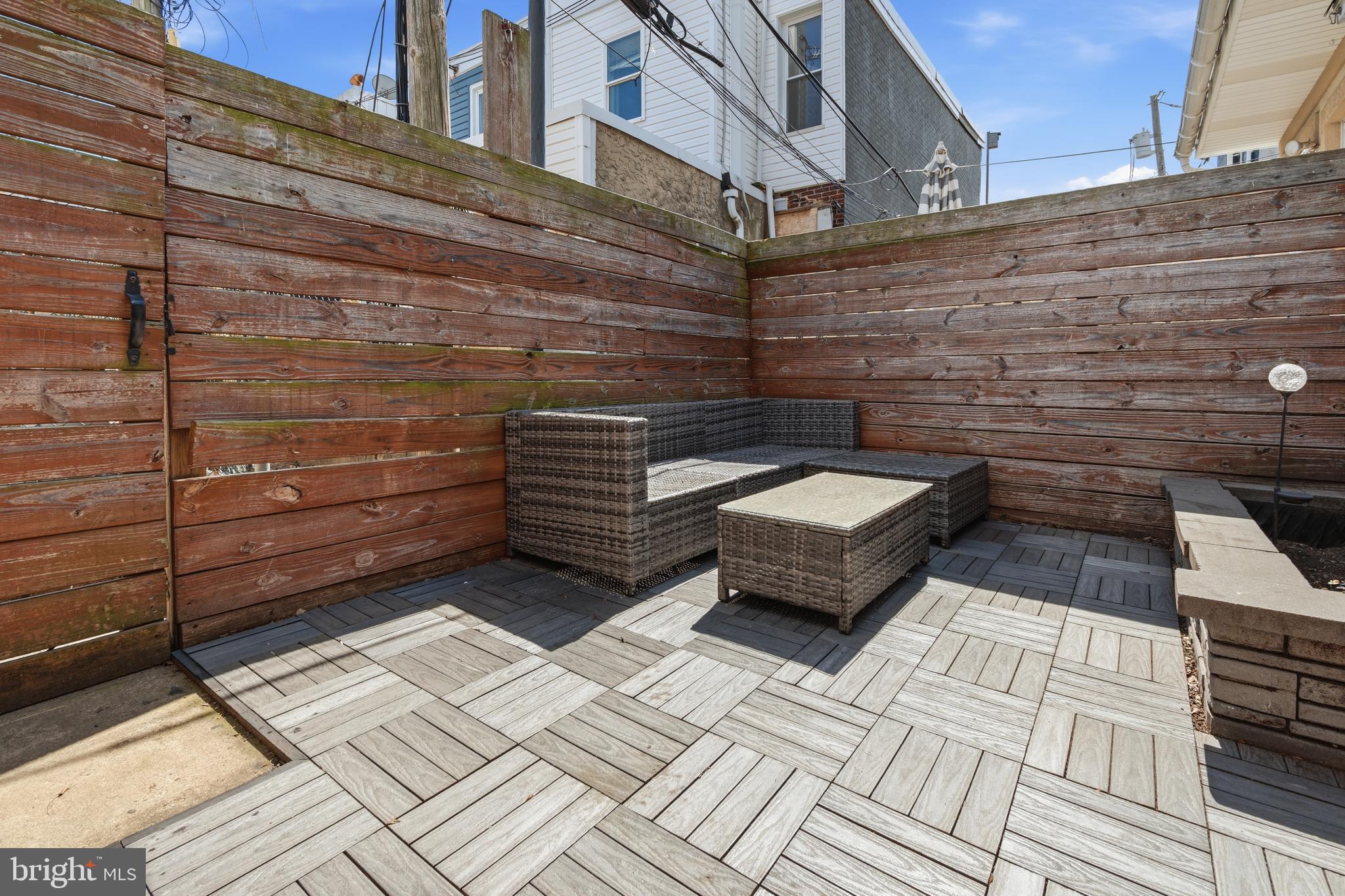 PORT RICHMOND - Residential