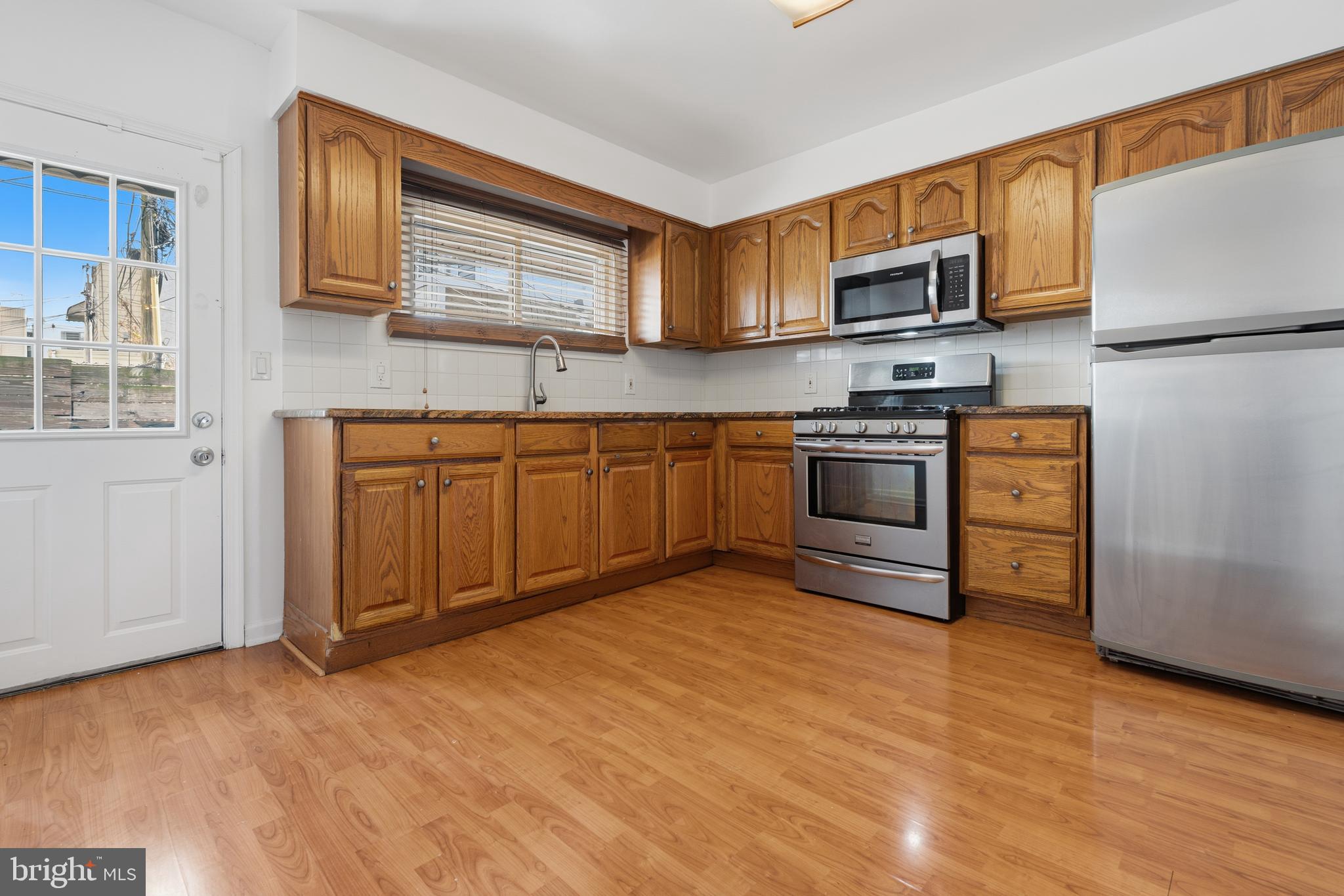 PORT RICHMOND - Residential