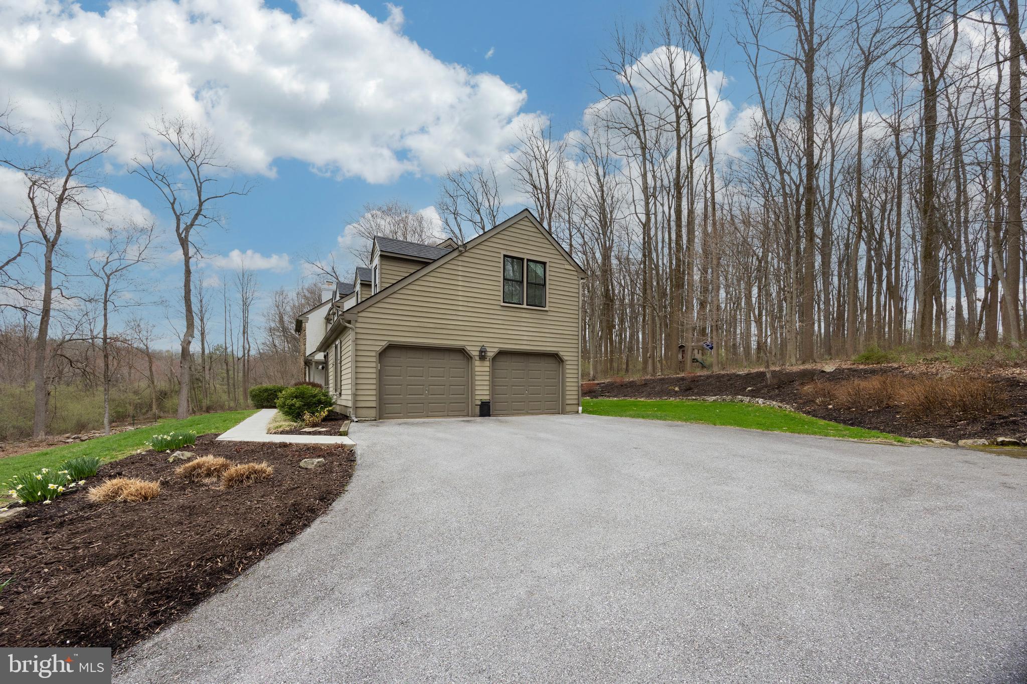 MCCLEOD POND - Residential