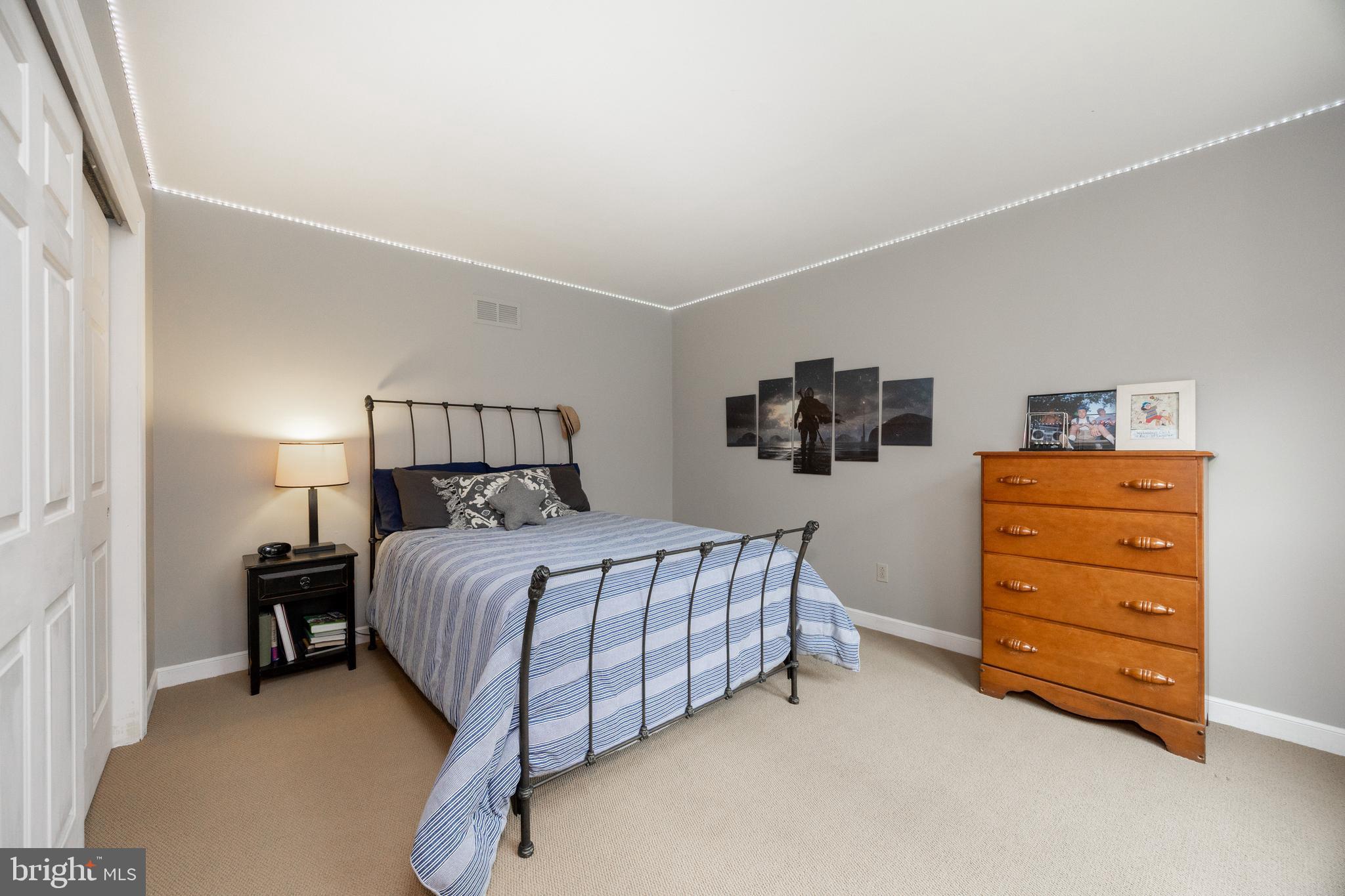 MCCLEOD POND - Residential