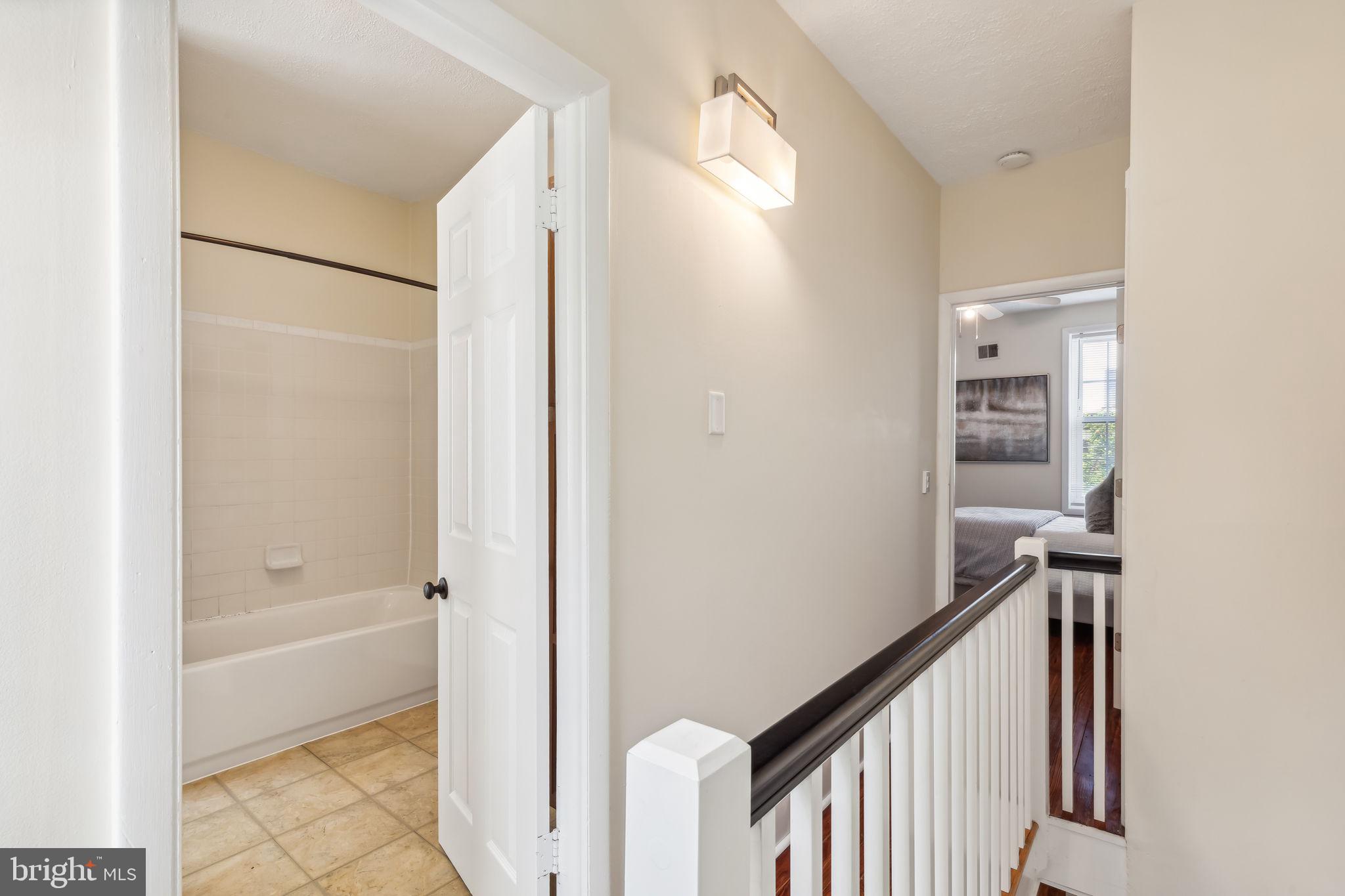 ART MUSEUM AREA - Residential