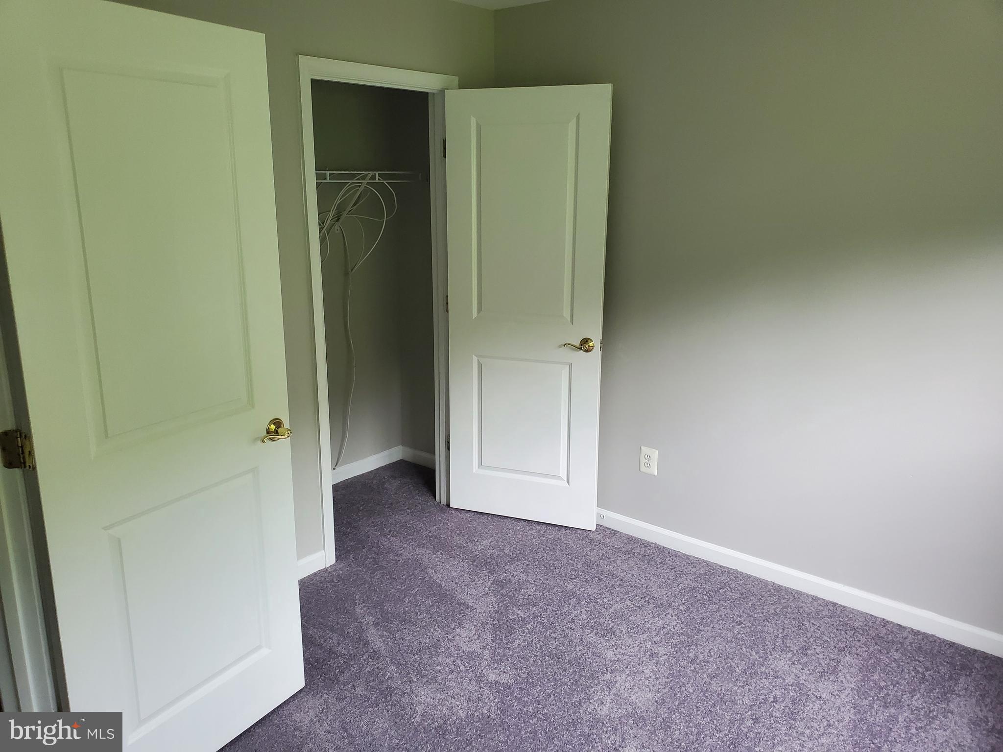 WAYSIDE VILLAGE - Residential Lease