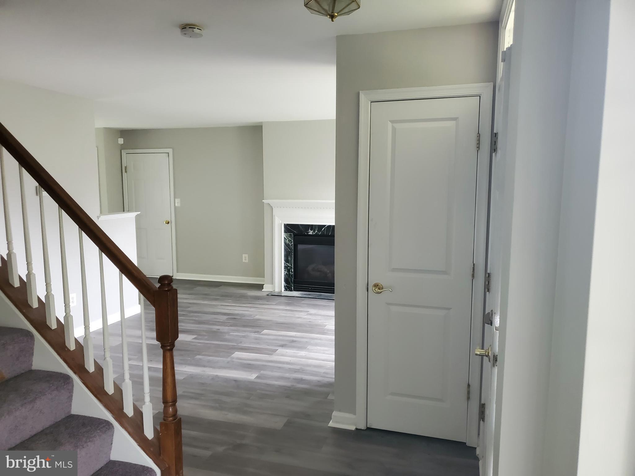 WAYSIDE VILLAGE - Residential Lease