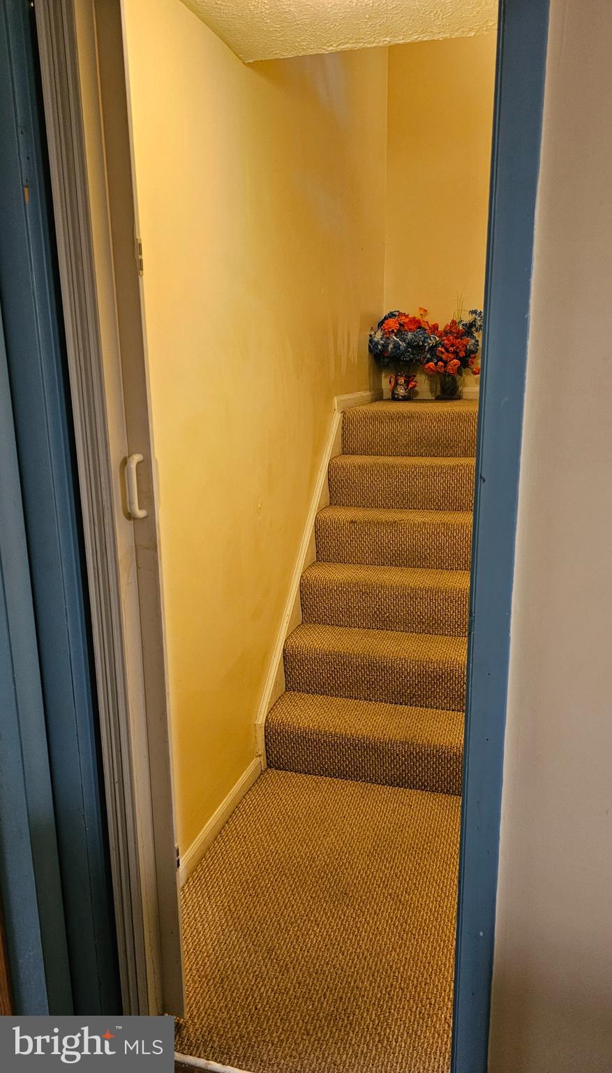 POHICK VILLAGE - Residential Lease