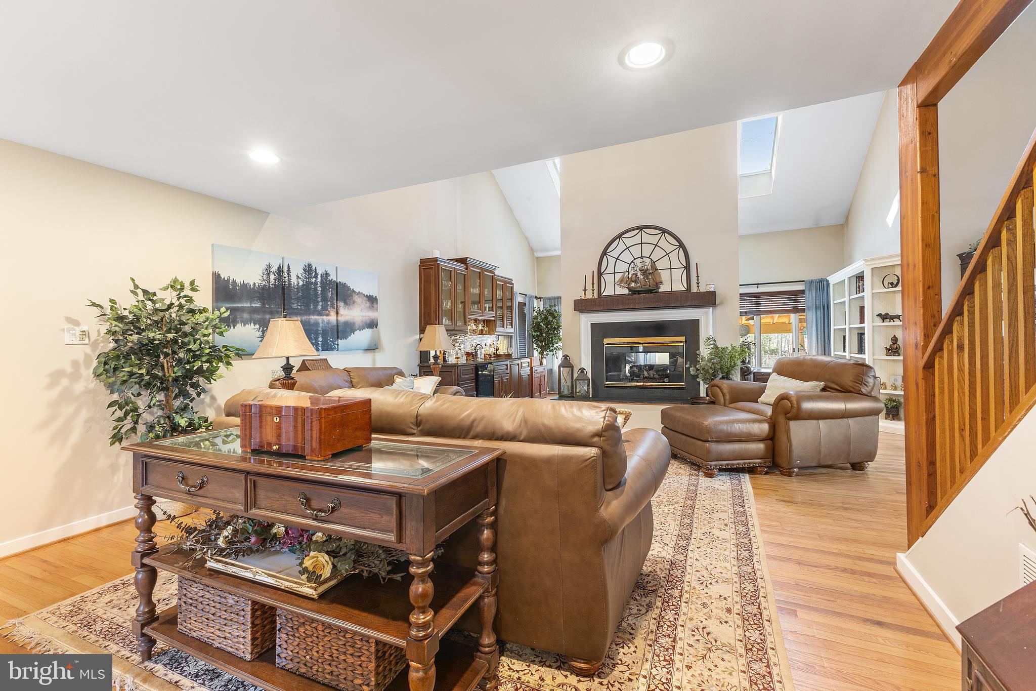 335 PROSPECT BAY DRIVE W