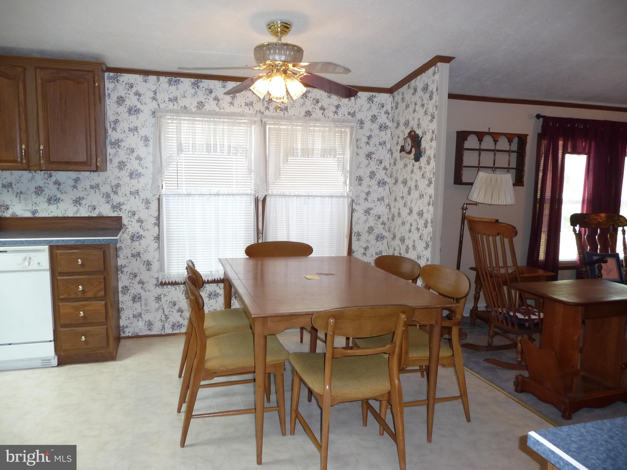 CEDAR MANOR - Residential