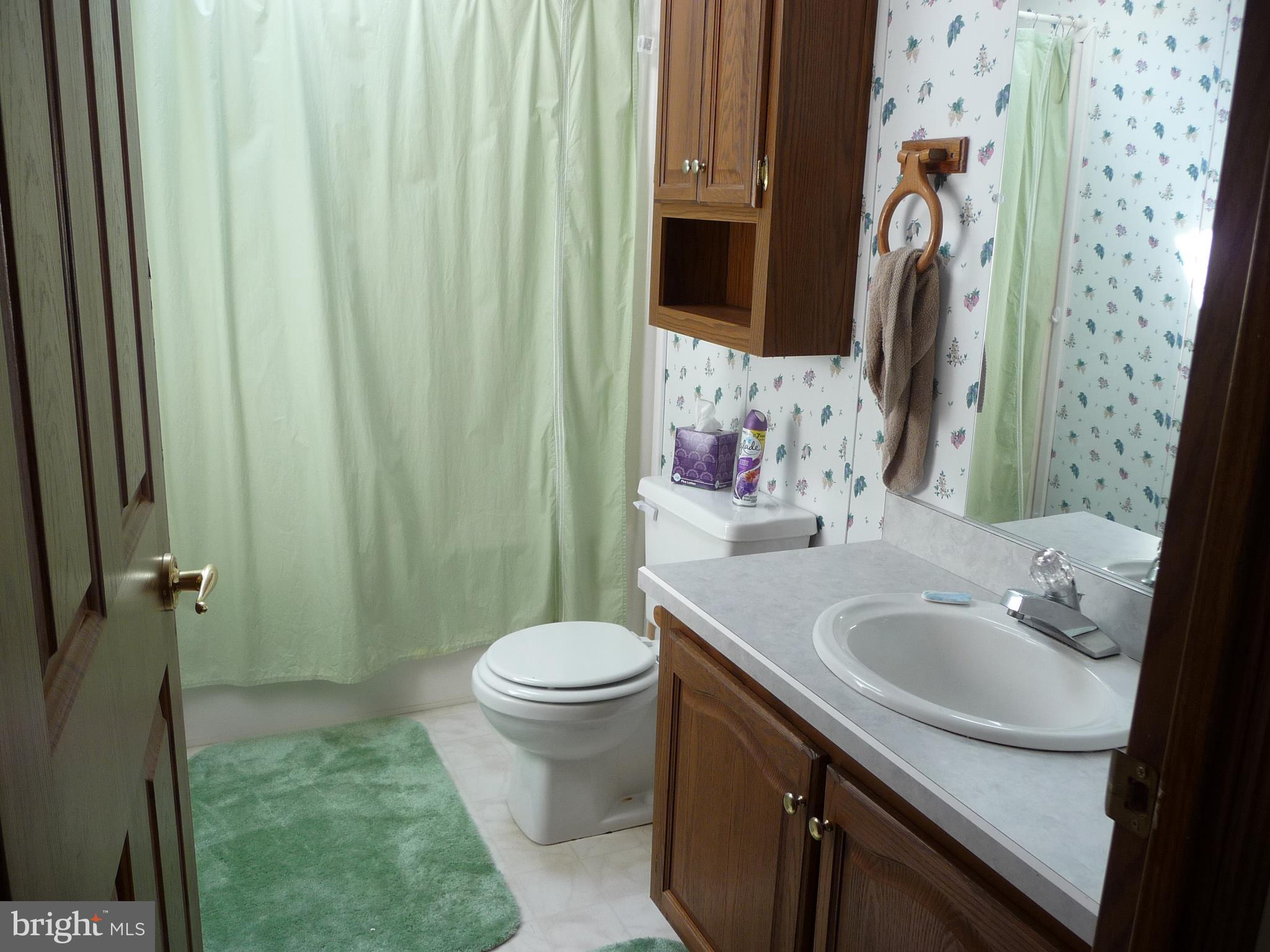 CEDAR MANOR - Residential