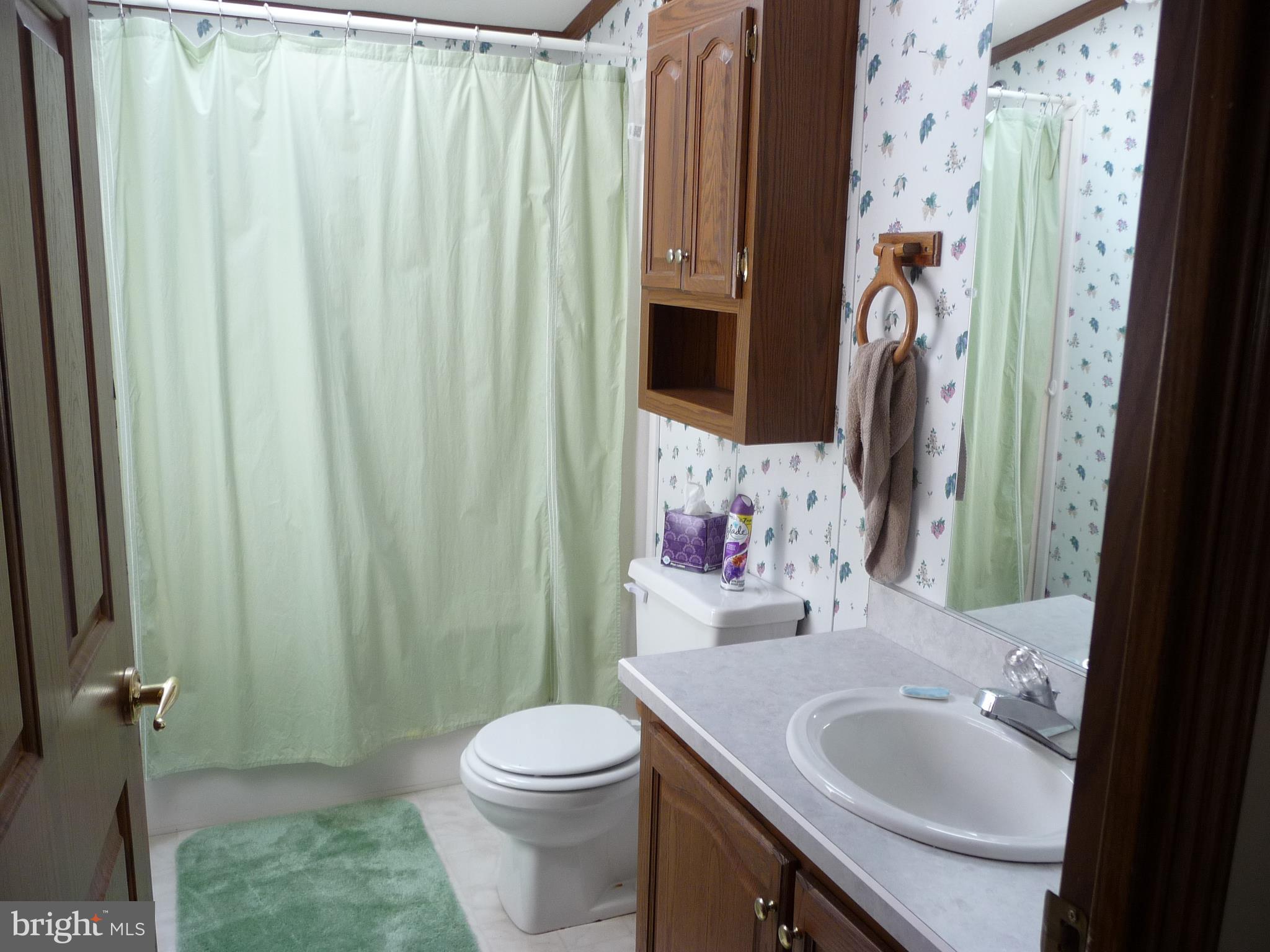 CEDAR MANOR - Residential