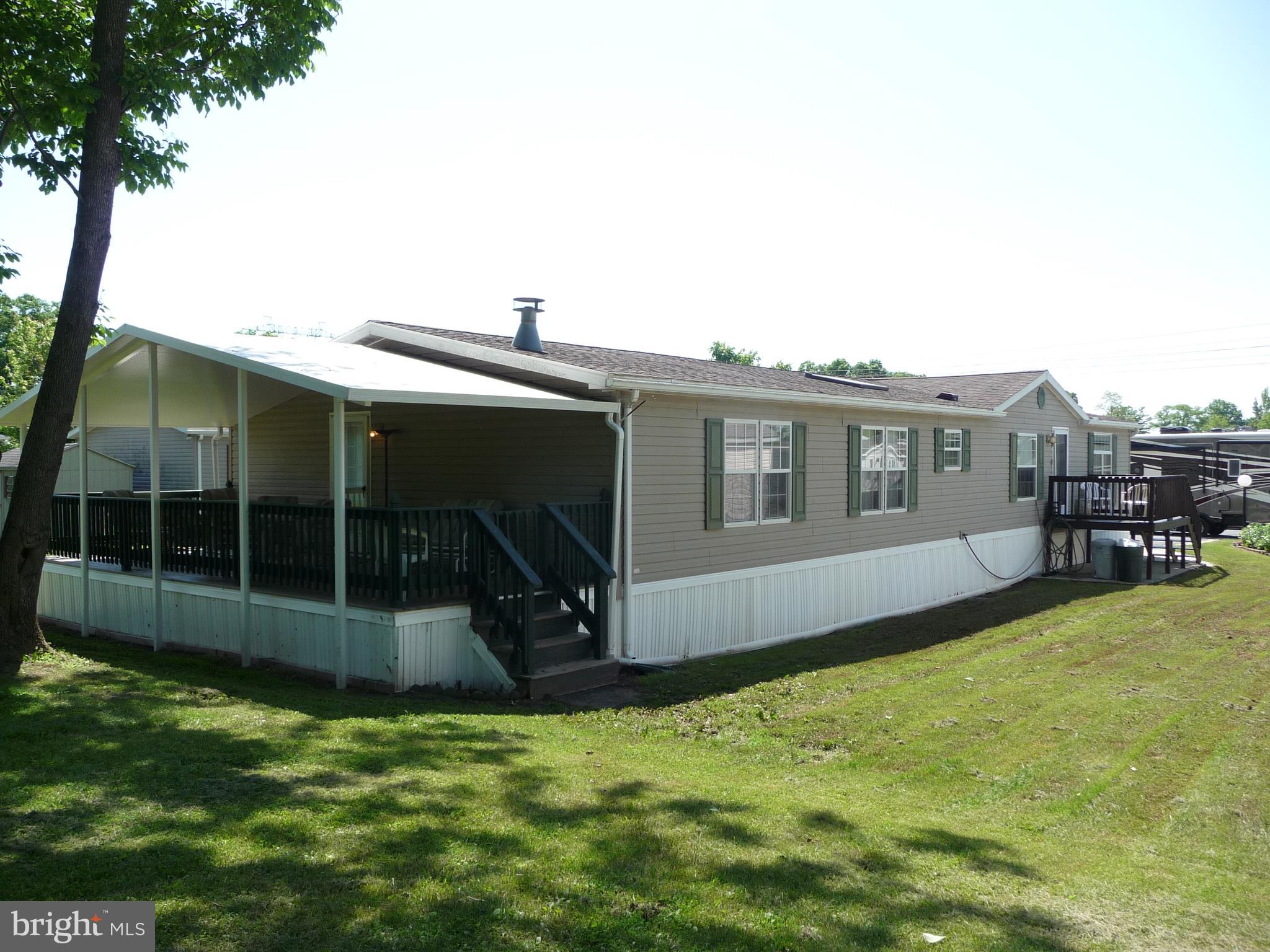 CEDAR MANOR - Residential