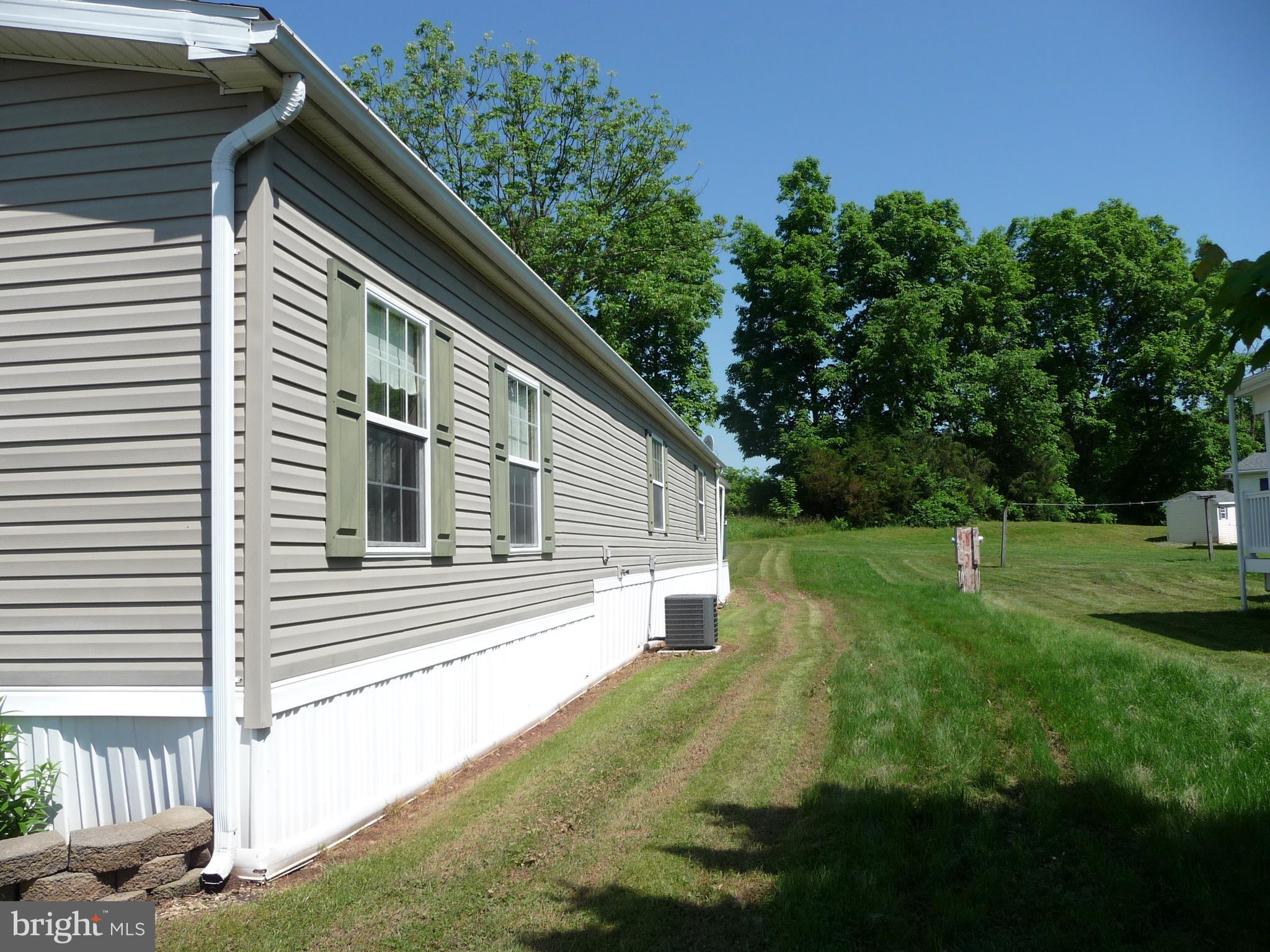 CEDAR MANOR - Residential
