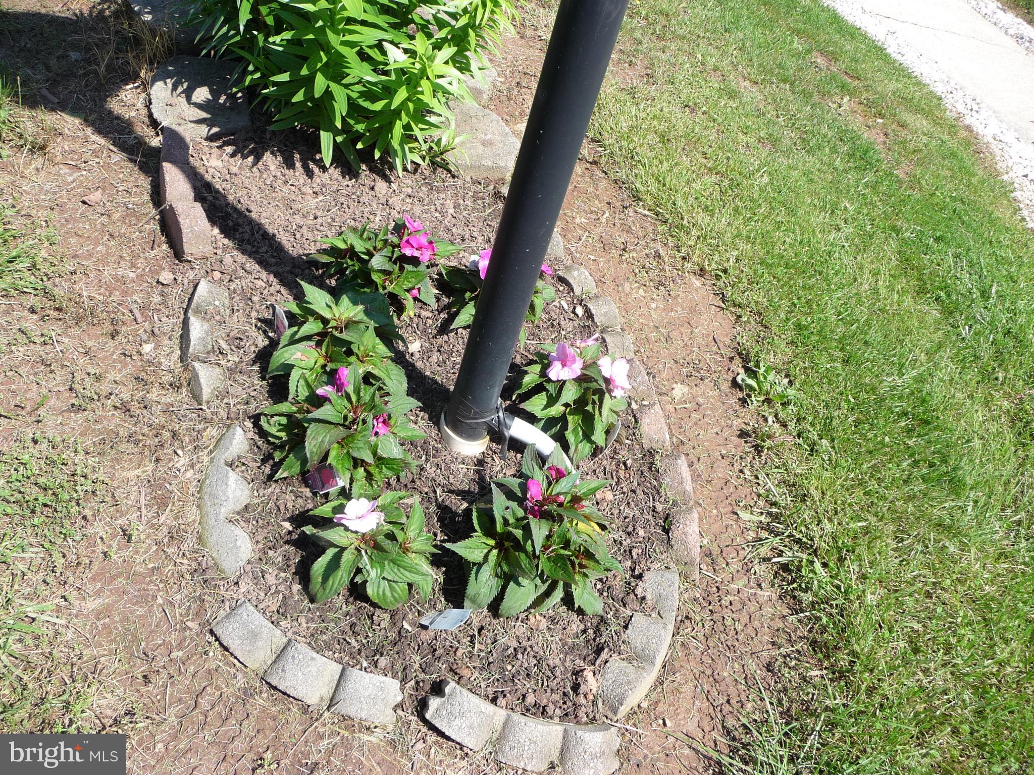 CEDAR MANOR - Residential