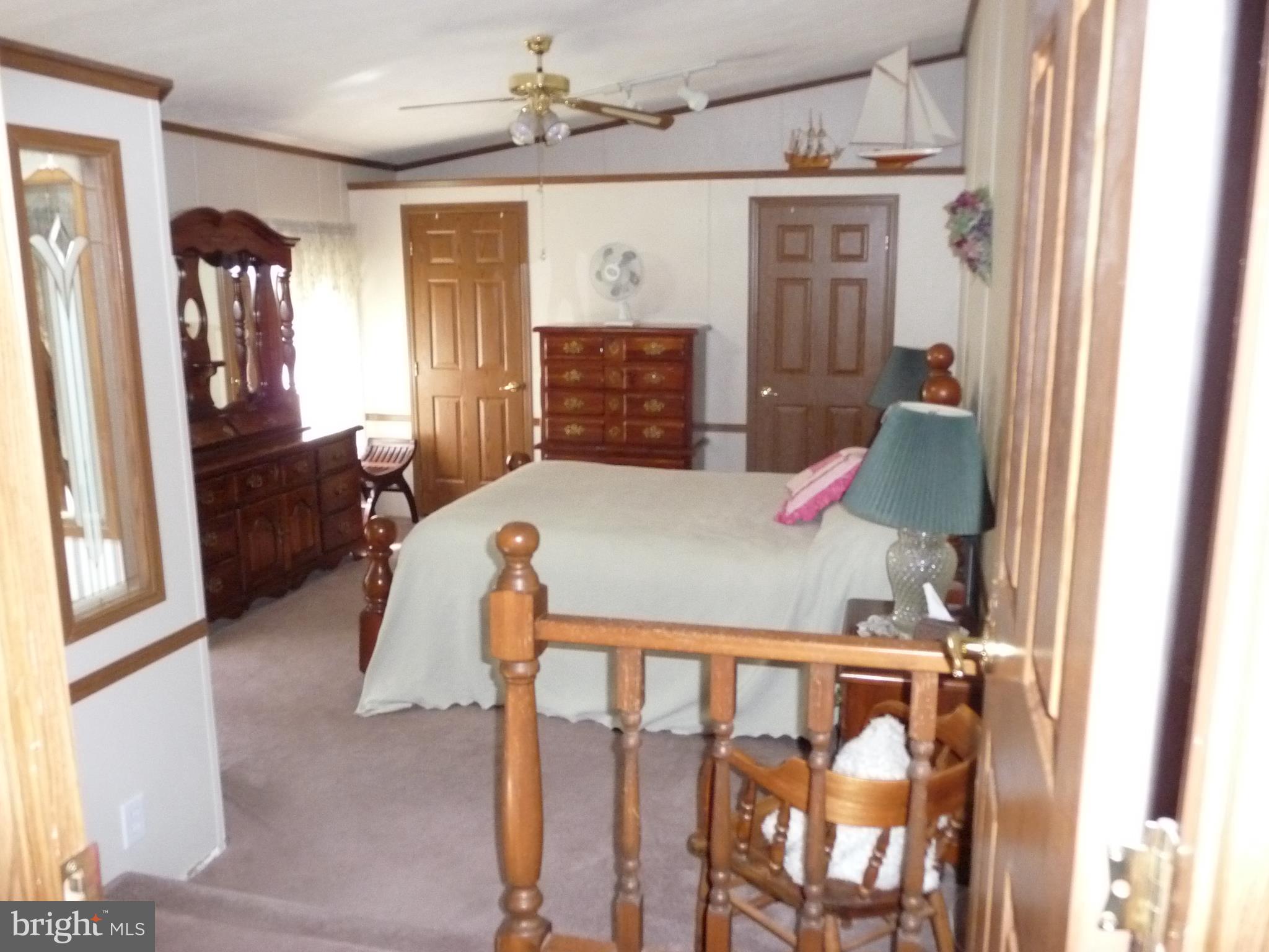 CEDAR MANOR - Residential