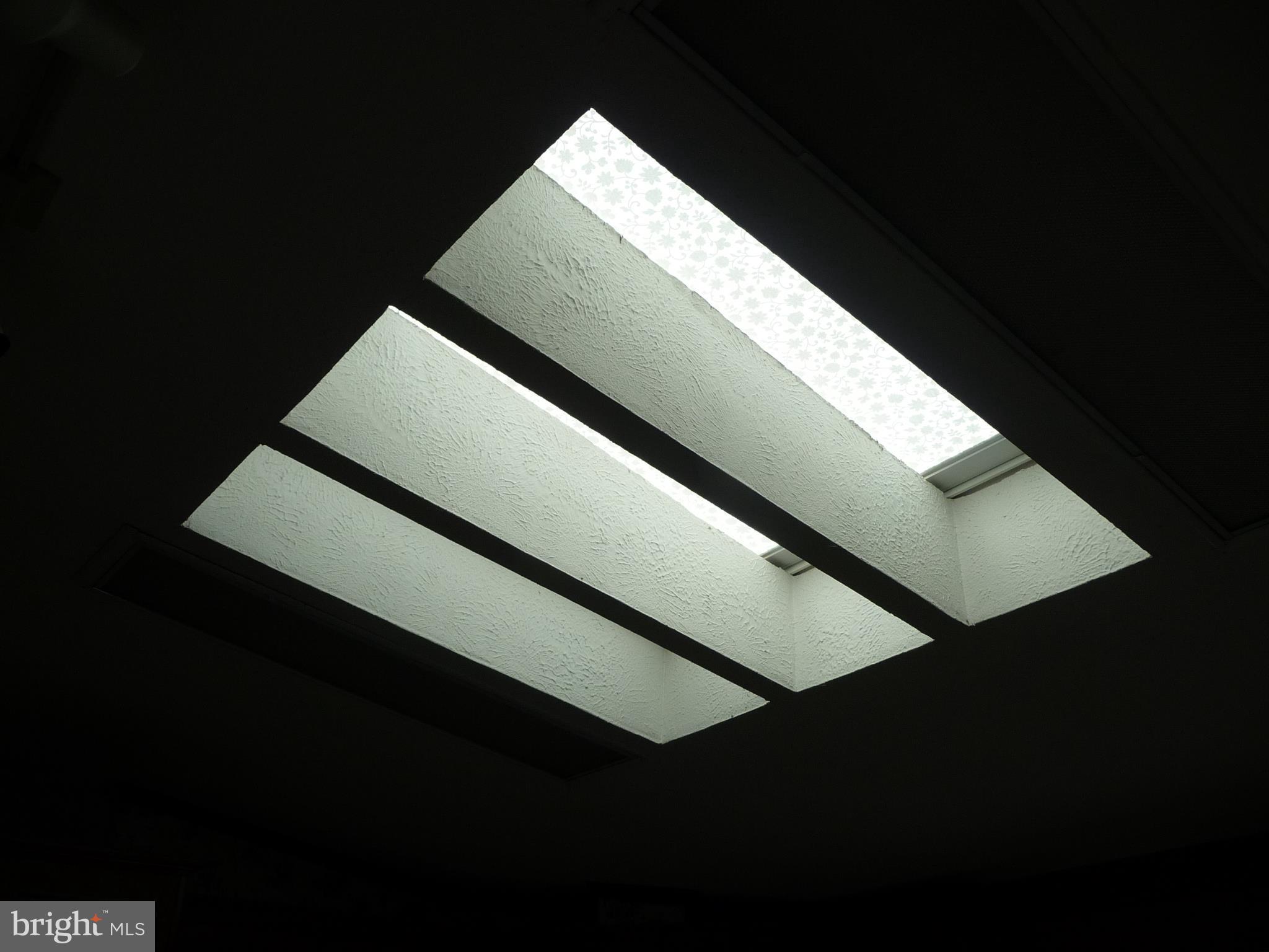 CEDAR MANOR - Residential