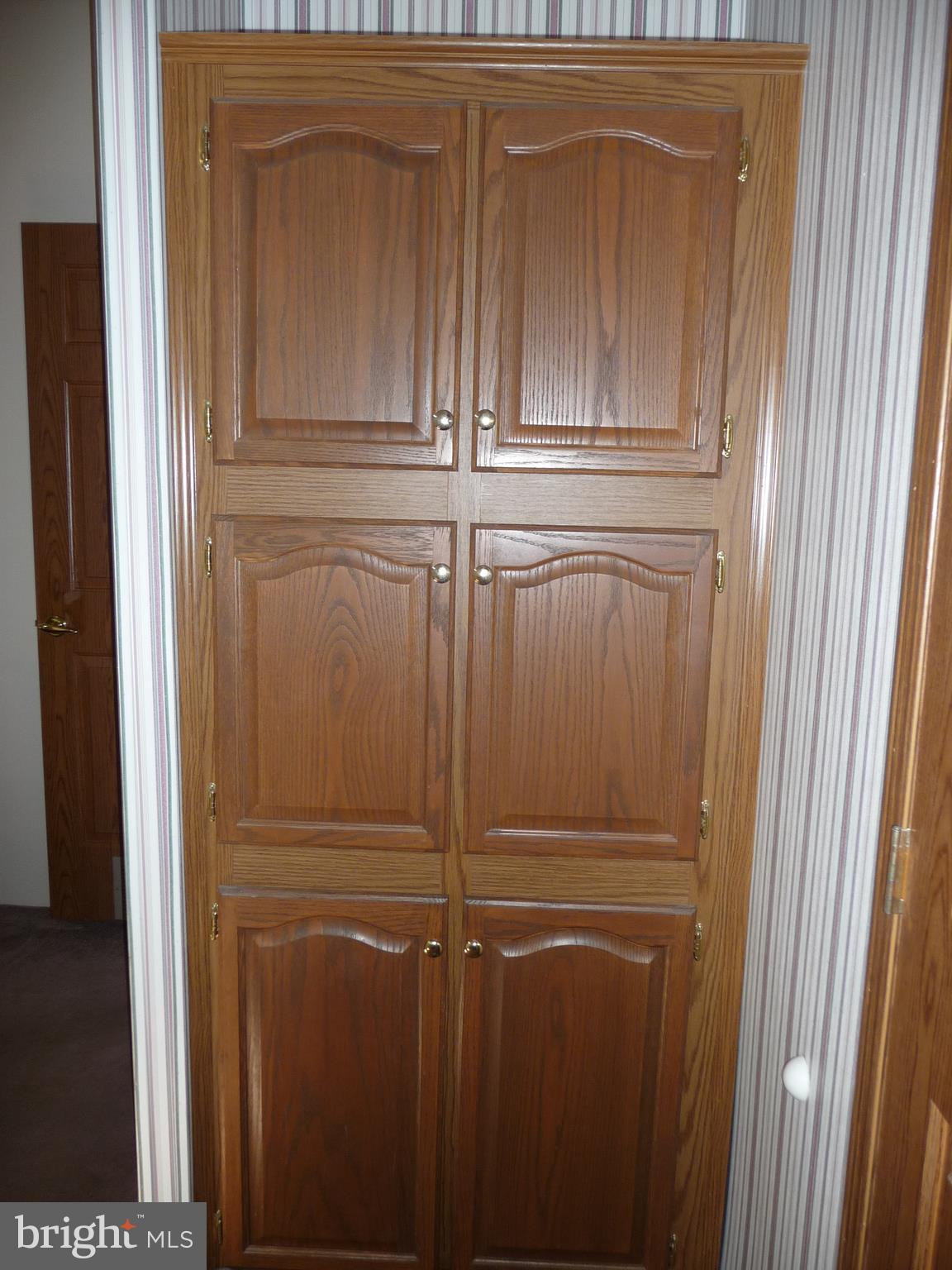 CEDAR MANOR - Residential