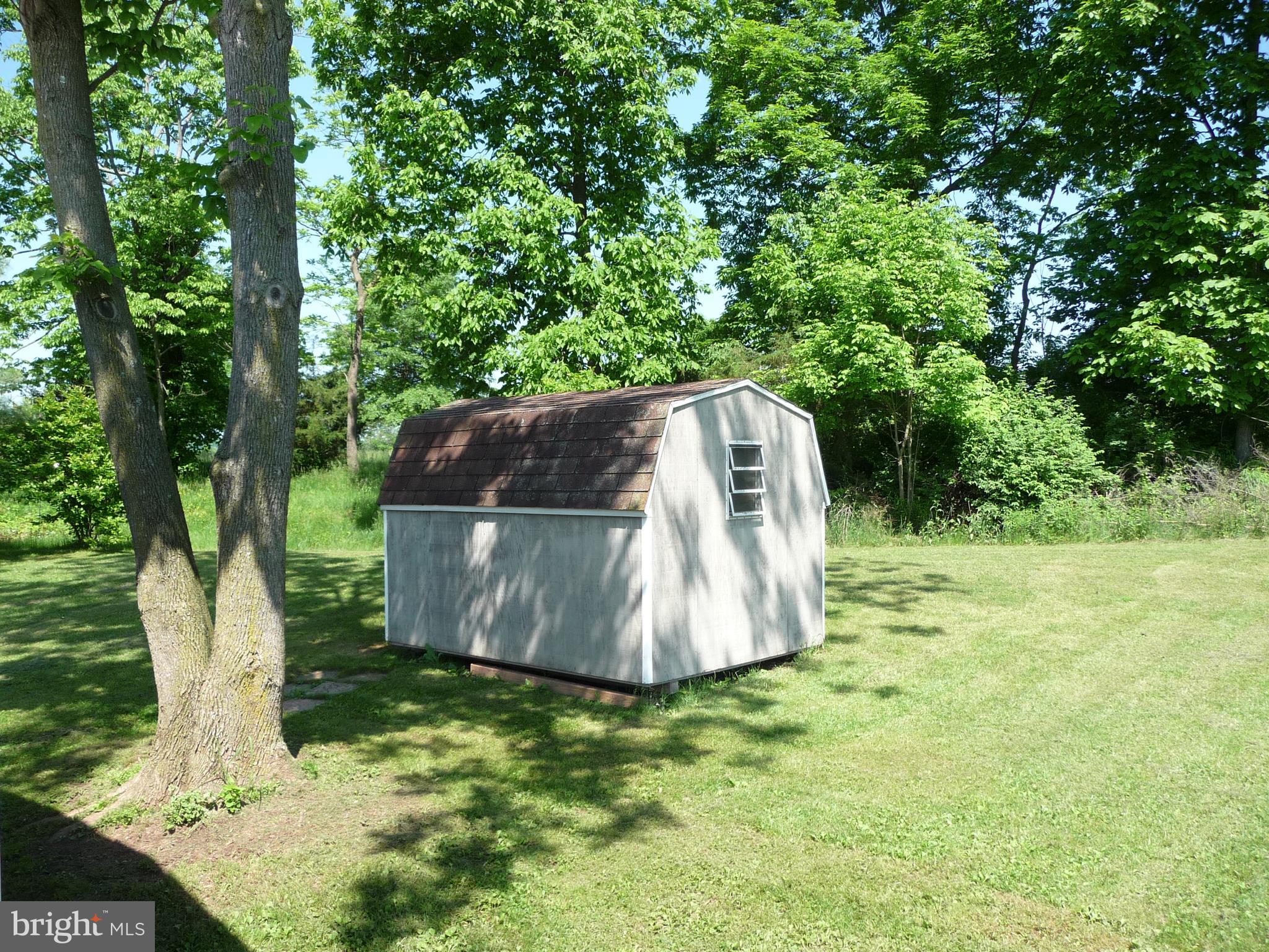 CEDAR MANOR - Residential