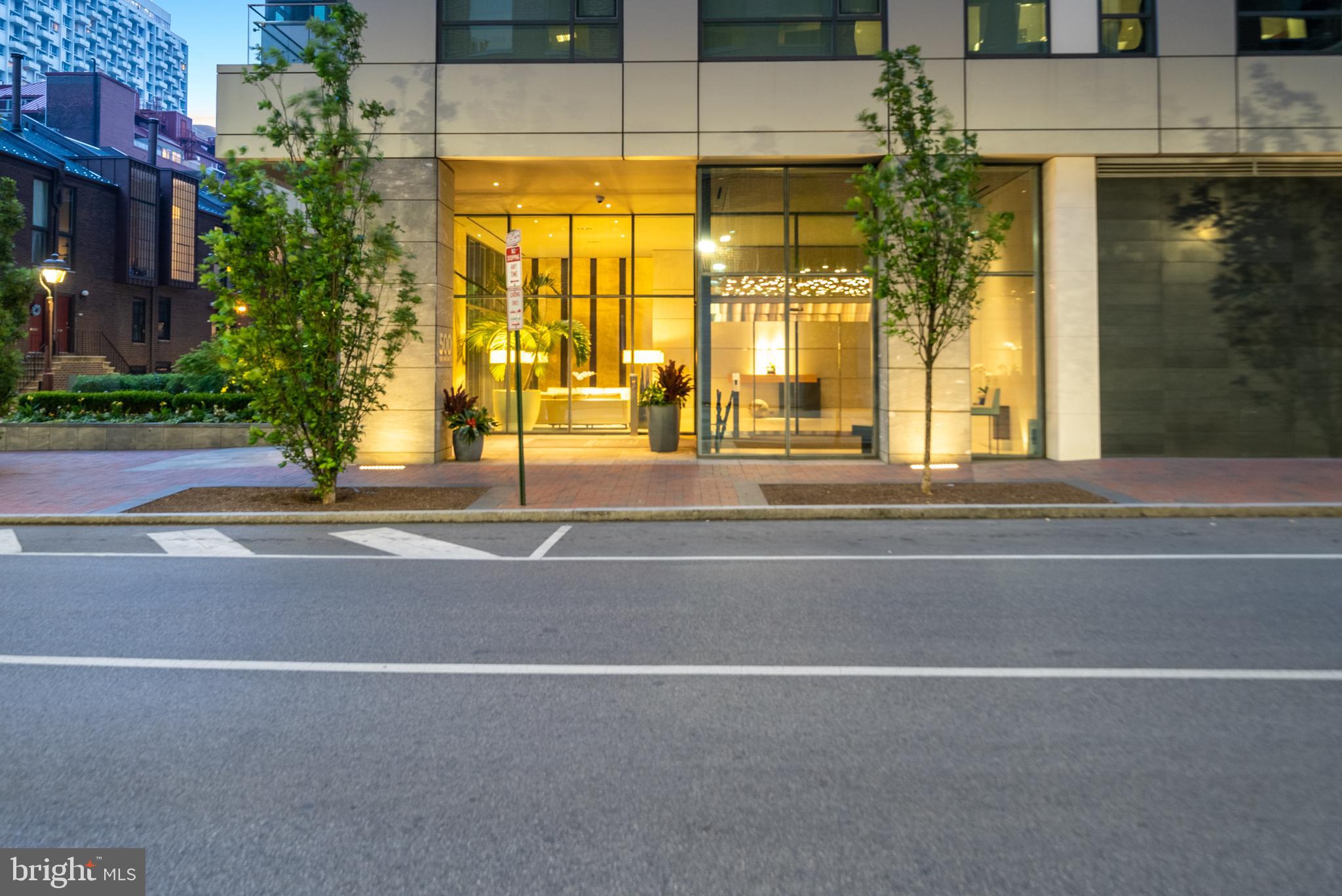 SOCIETY HILL - Residential