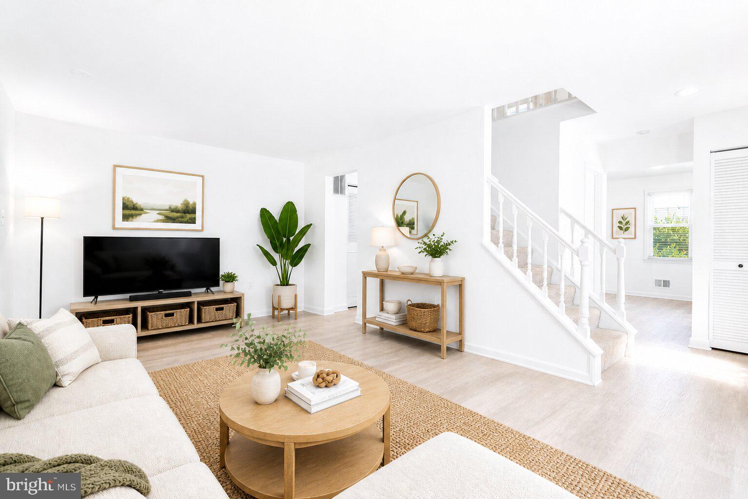 SHADY GROVE VILLAGE - Residential