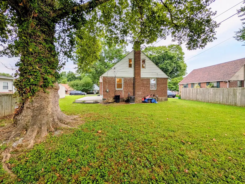 159 Taylor Avenue, Woodlyn, PA 19094