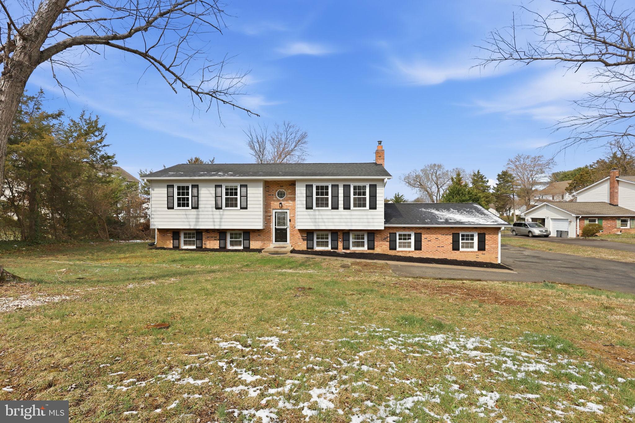 81 OLDE CONCORD ROAD